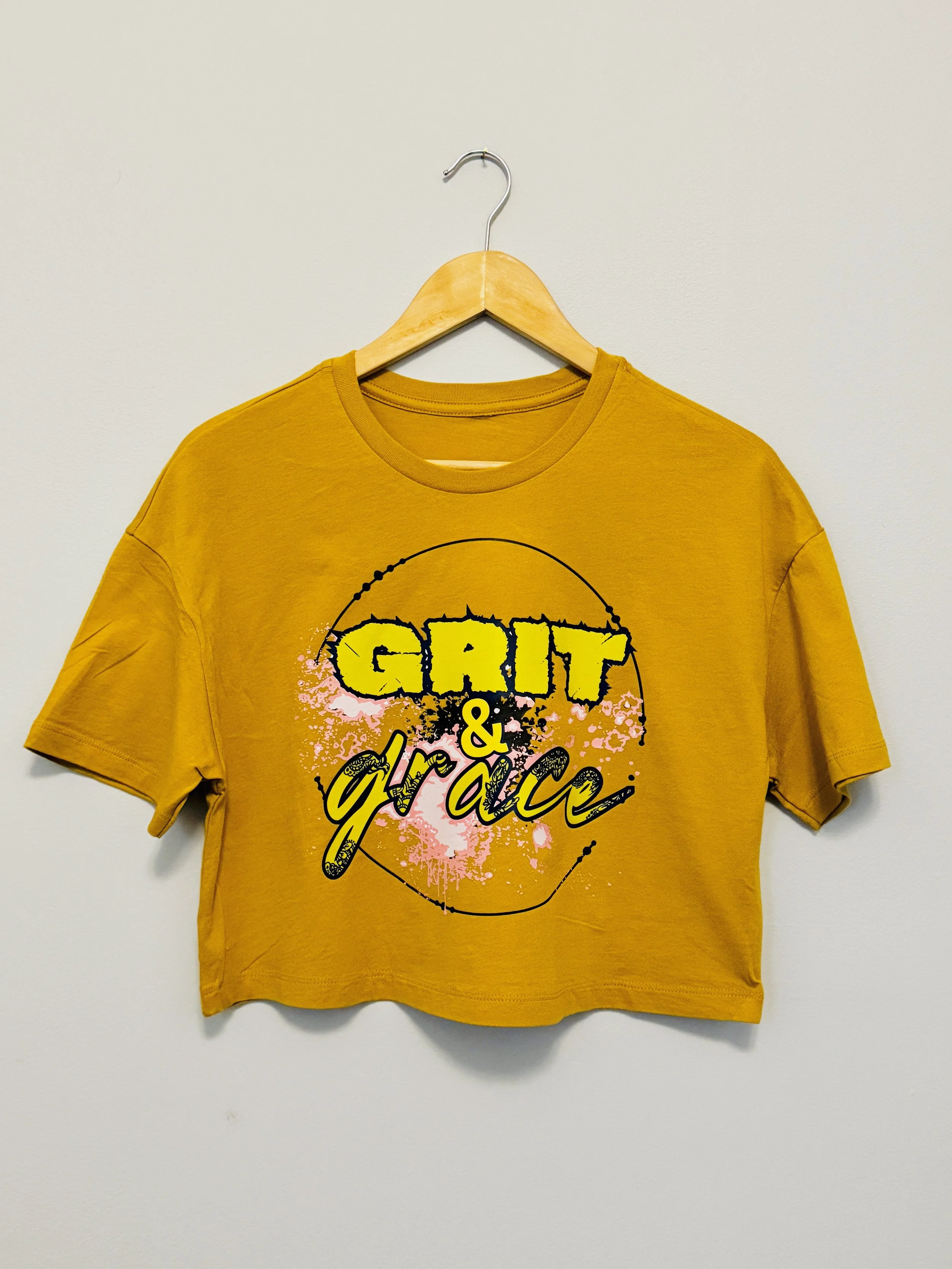 GRIT & GRACE Cropped Tee