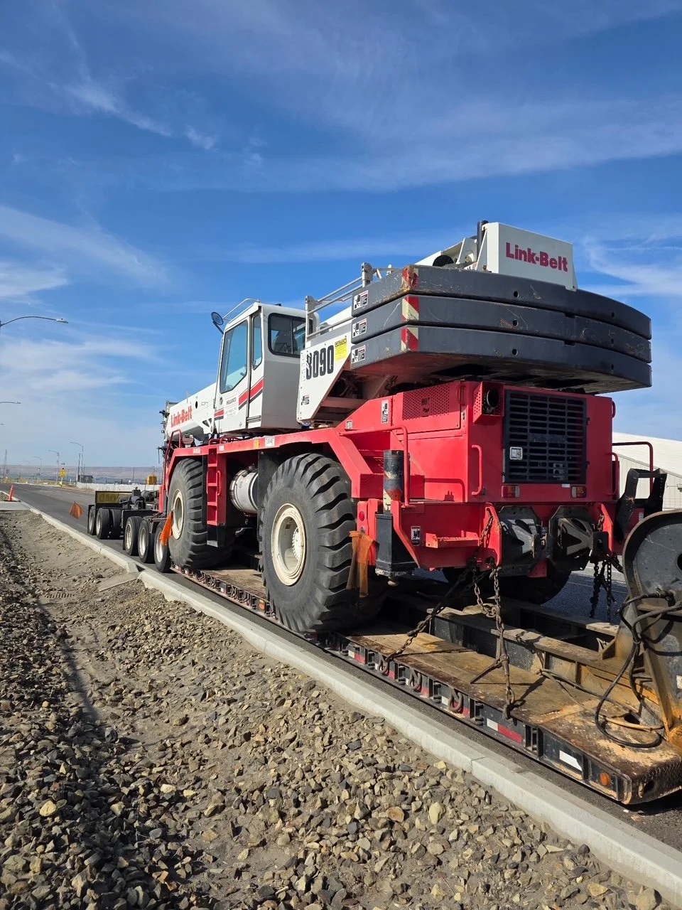 Moving a Link-Belt 8090 Rough Terrain Crane from Coulee Dam to Las Vegas