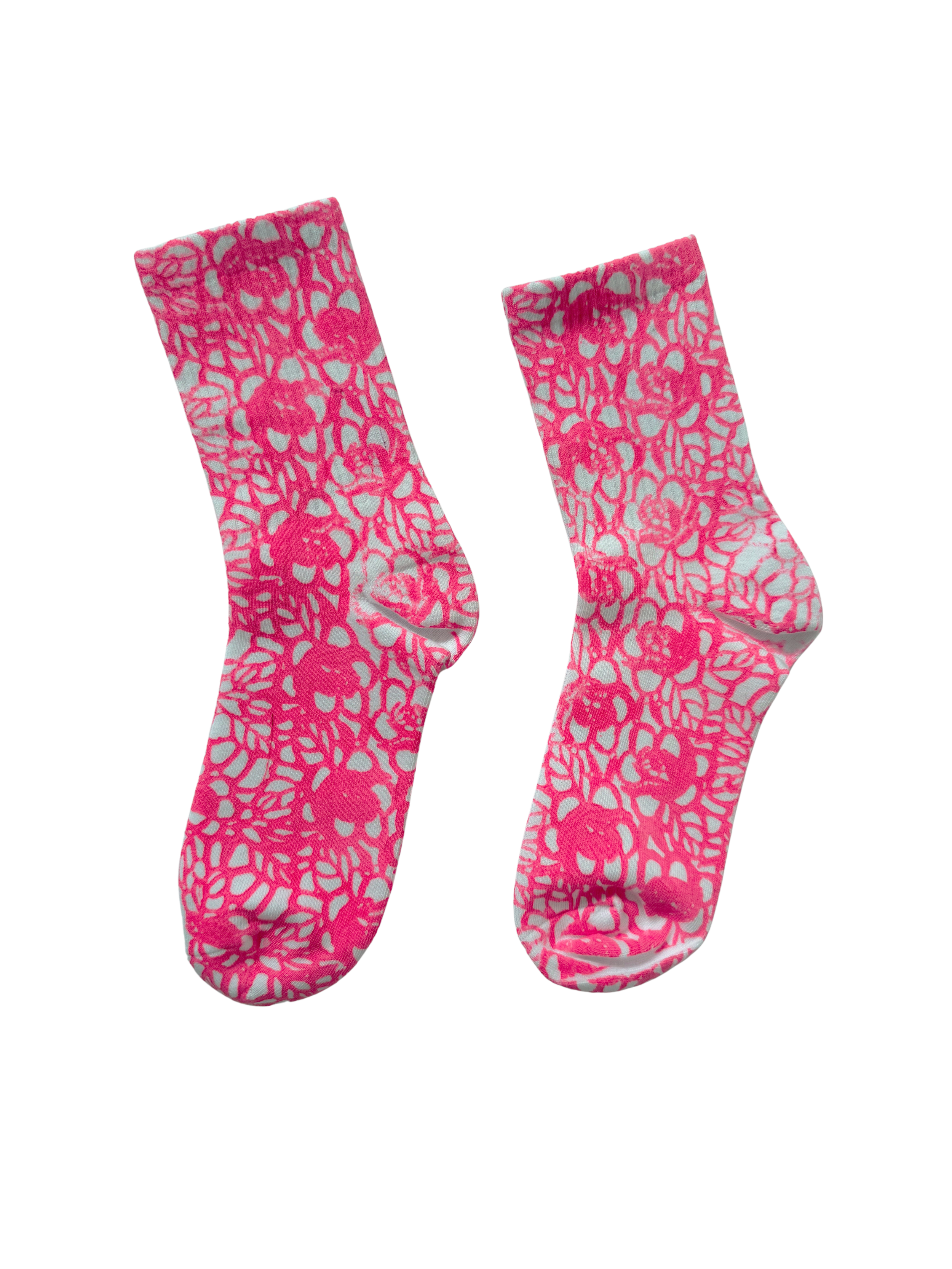Roses on White Pink L.png