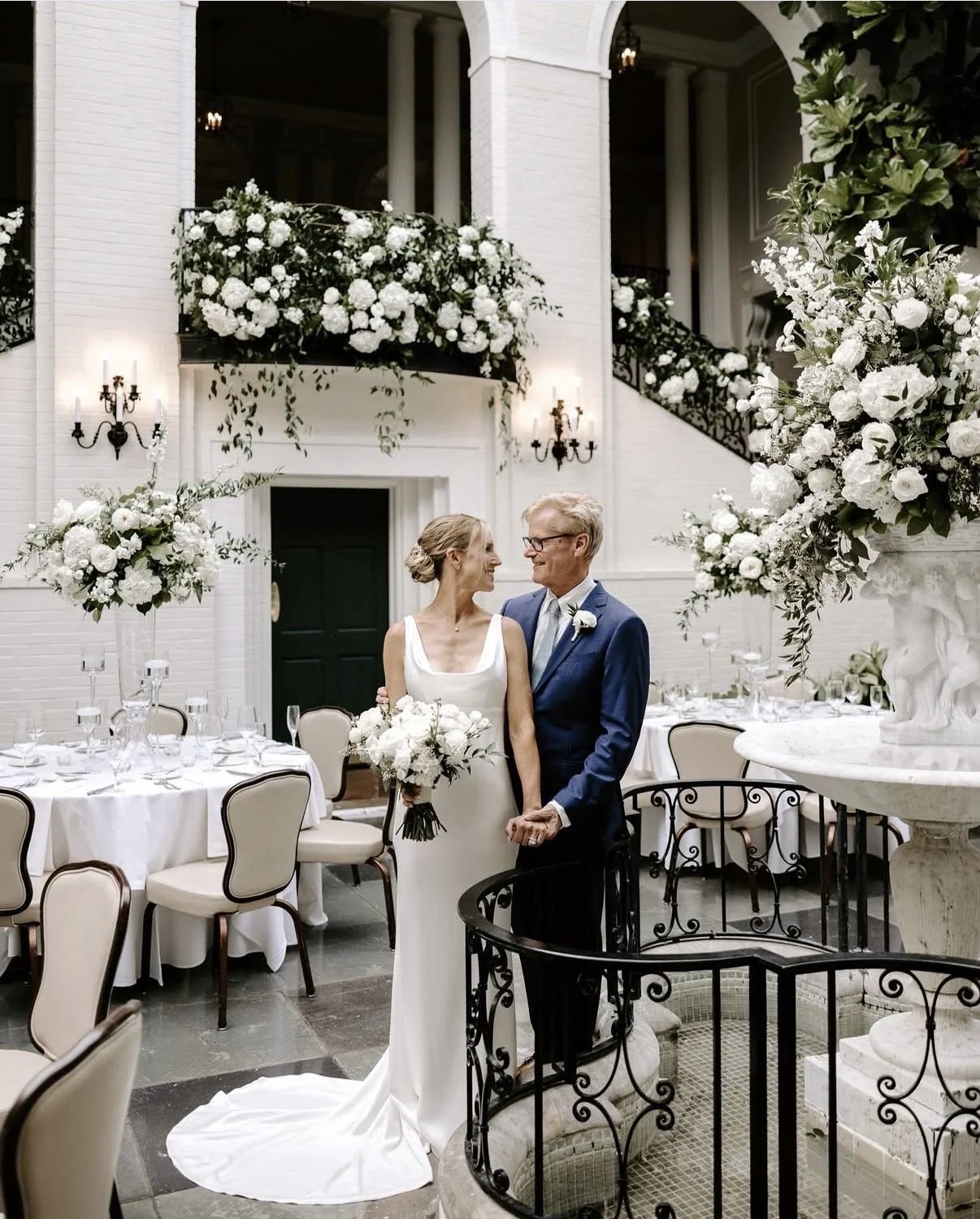 Full Service Weddings Nj and NY. Northern NJ Florist Bridal Bouquet. Hudson Valley wedding florist. Northern NJ wedding florist. .