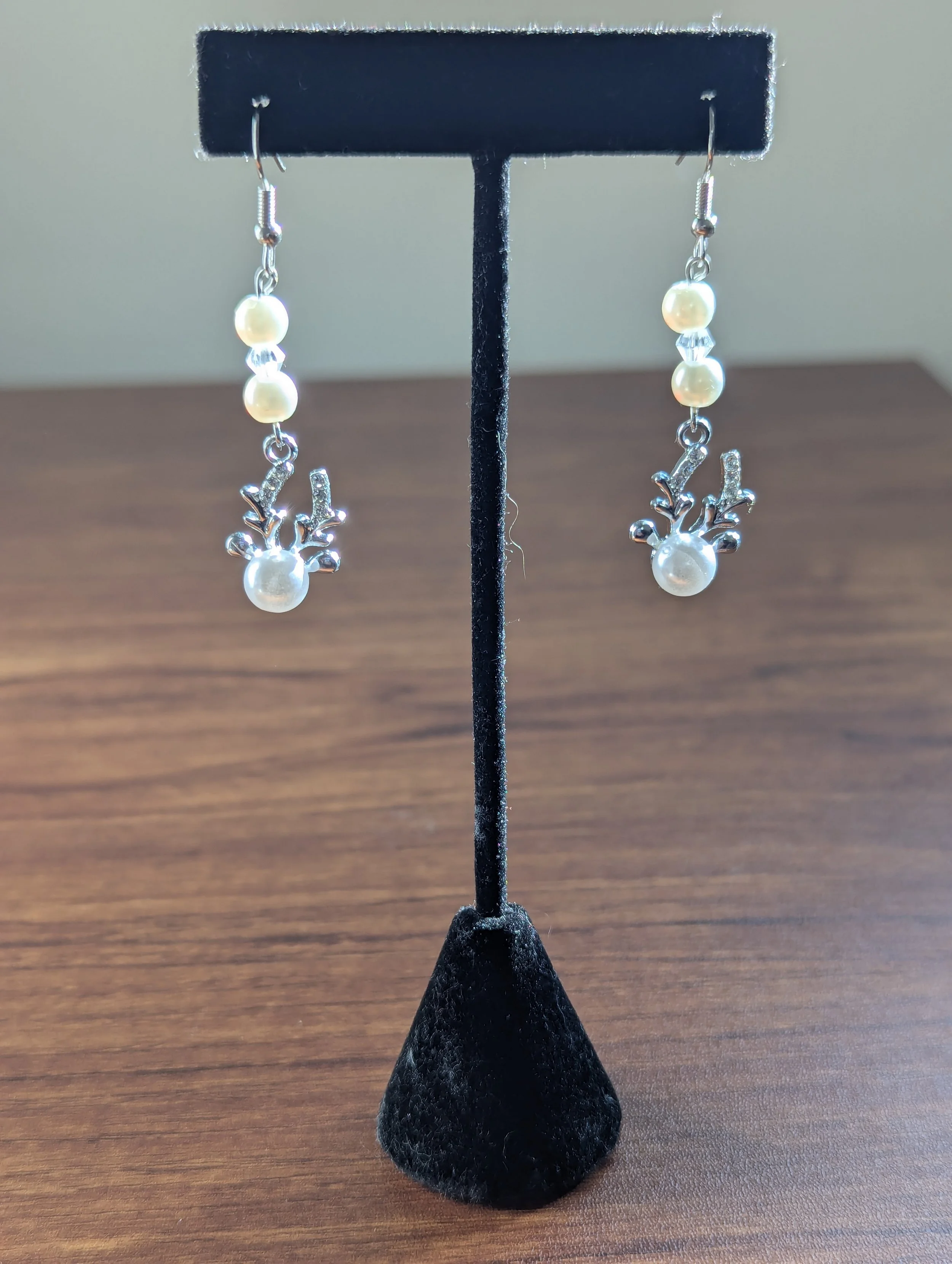 Reindeer Pearl Earrings