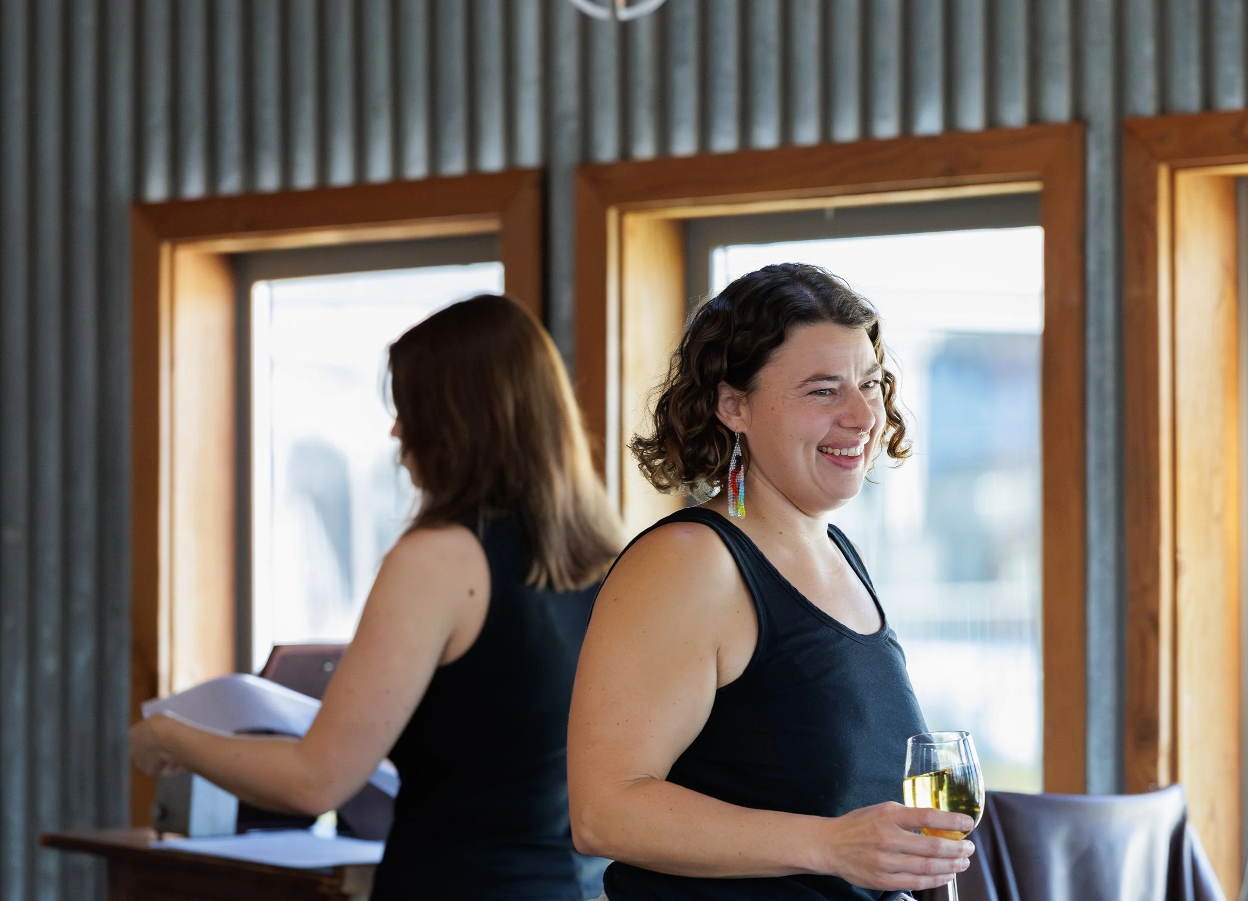 Johnnys-Harborside-Service-36.jpg
