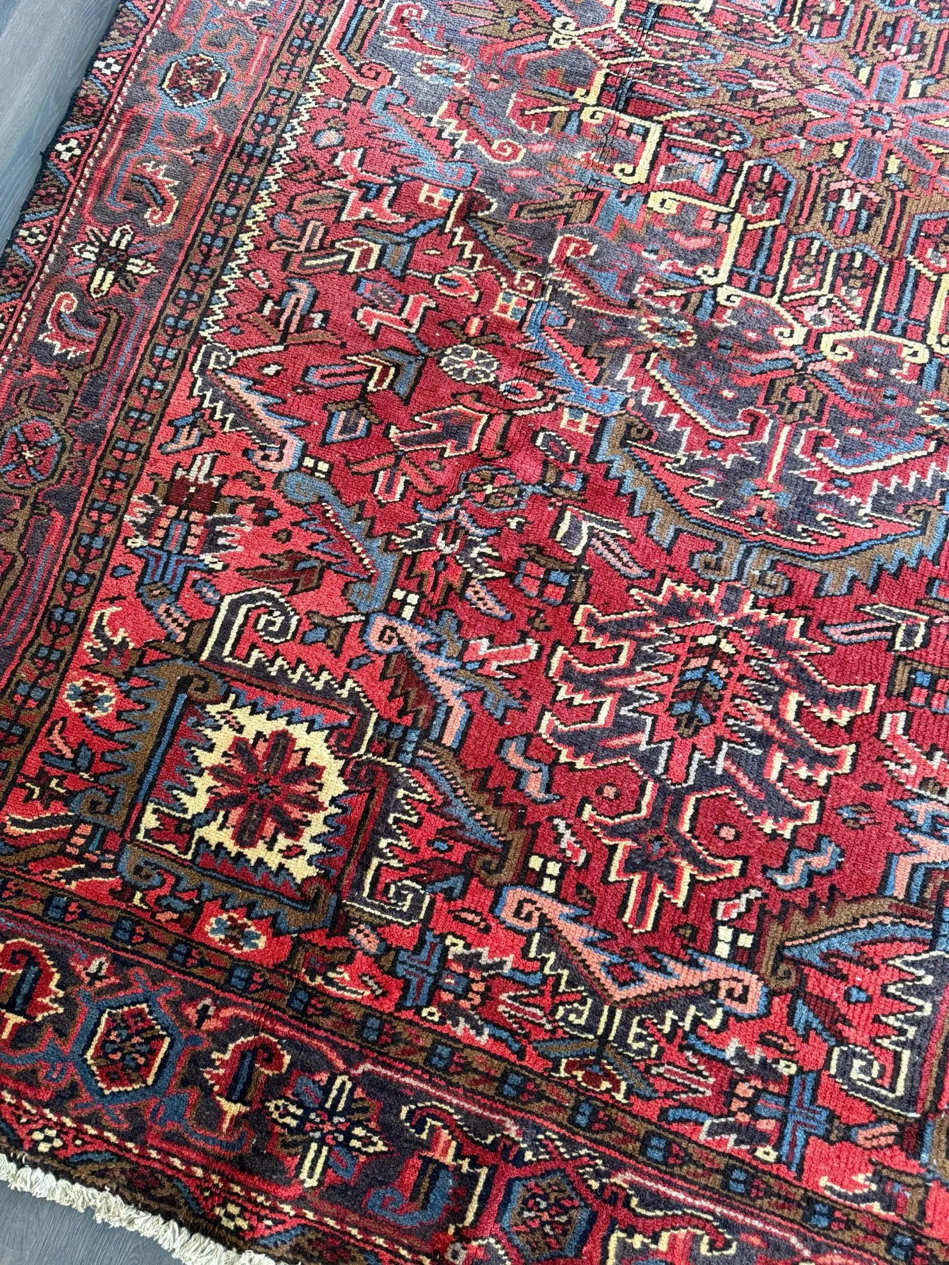 Vintage 7'7" x 11' Vibrant Persian Heriz Wool Rug