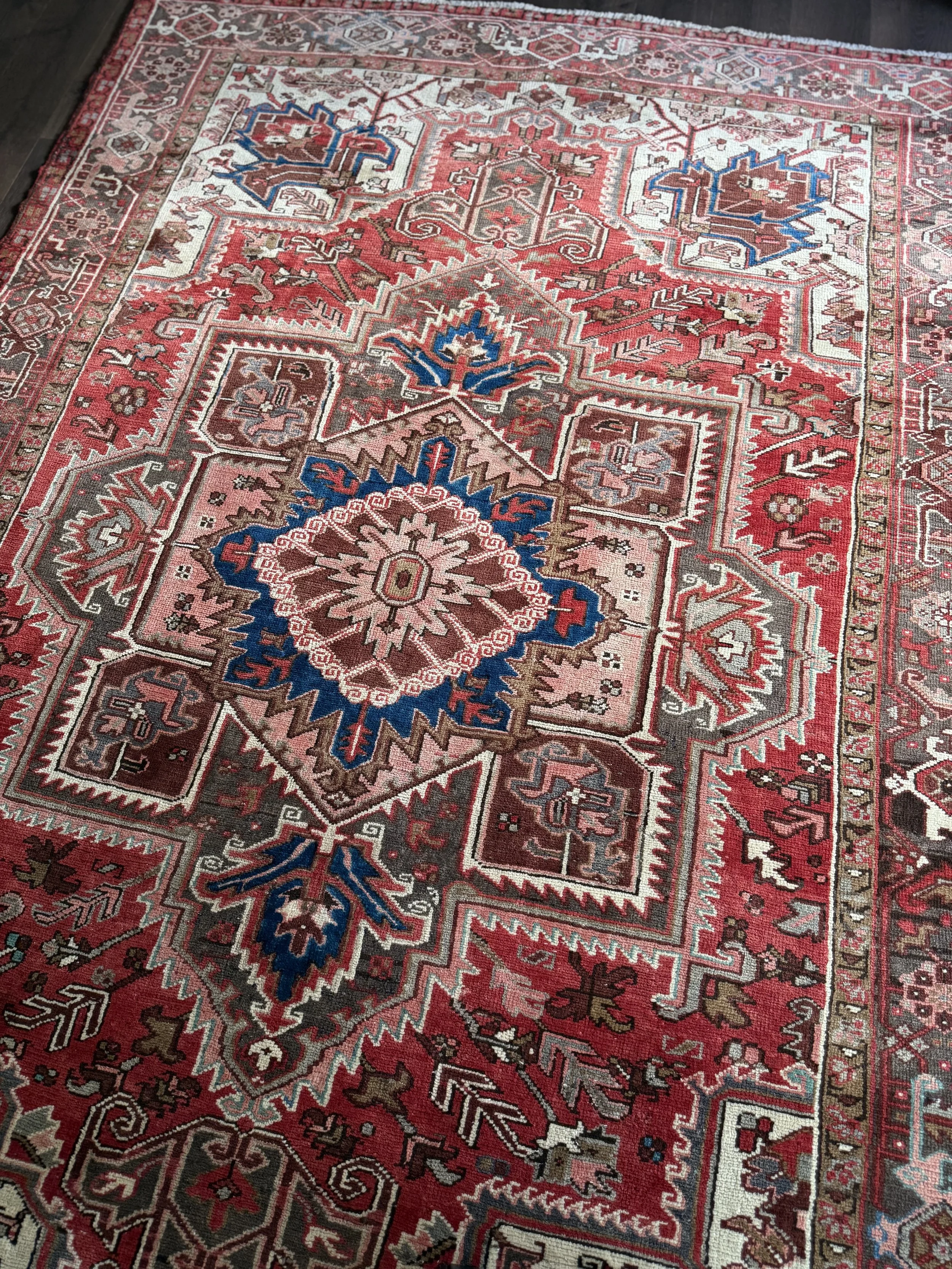 Vintage 7’5” x 11’ Bold Persian Heriz Wool Rug