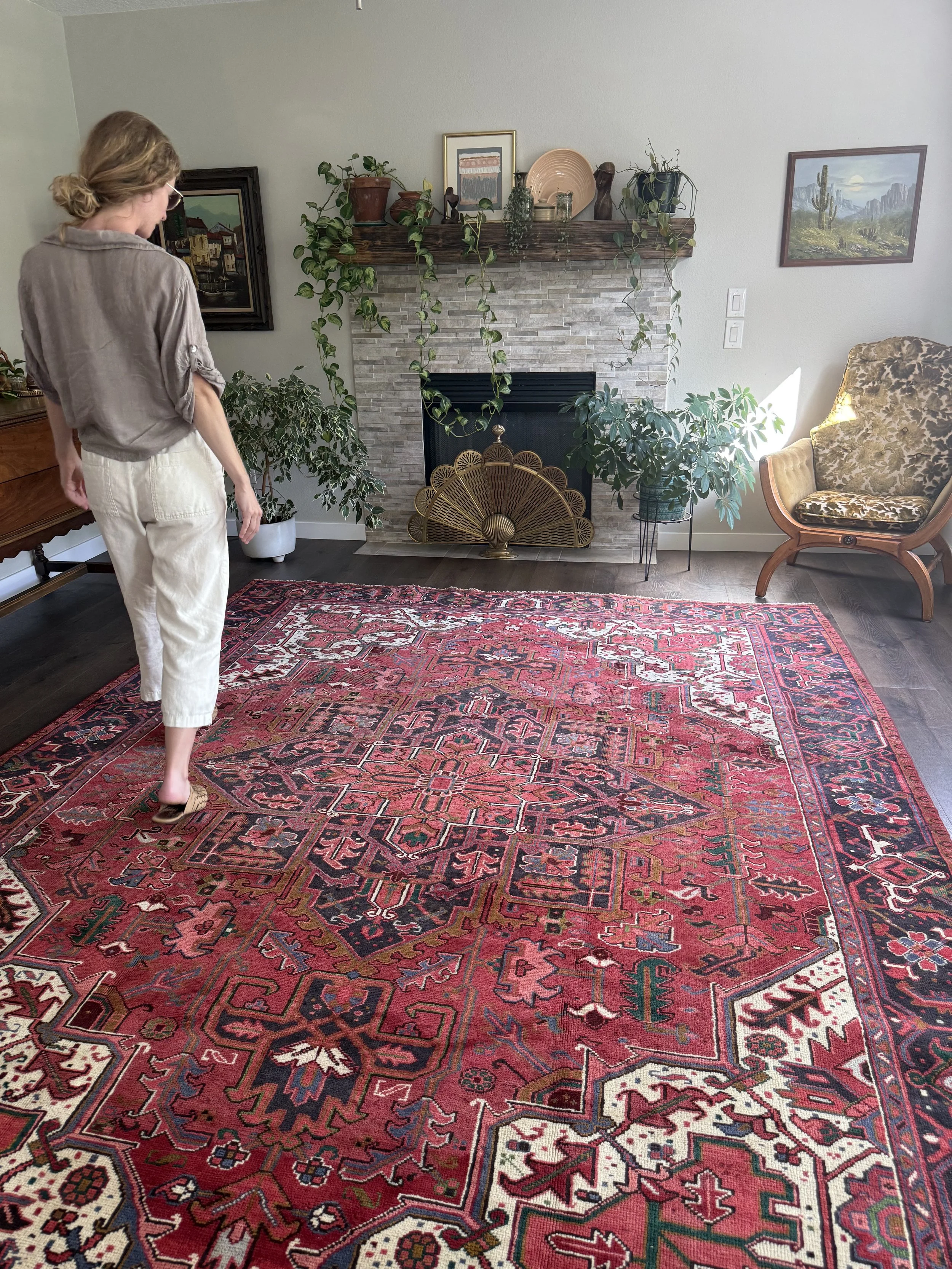 Vintage 8'4" x 11'4" Bold Persian Heriz Wool Area Rug