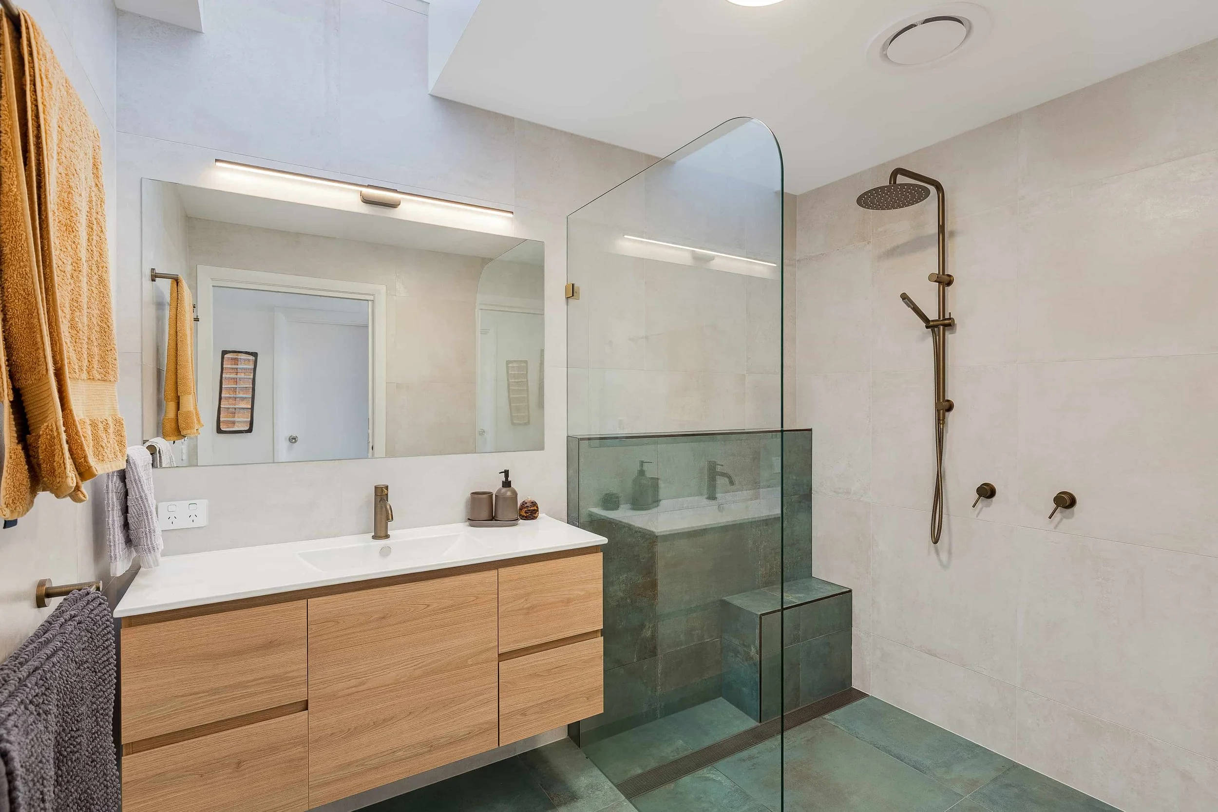 11 Keating Dr-12103634-2-min.jpg