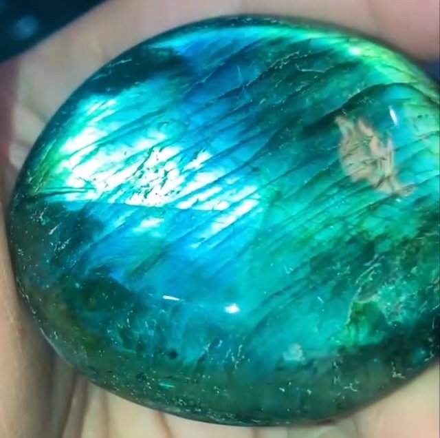 Labradorite Palm Stone