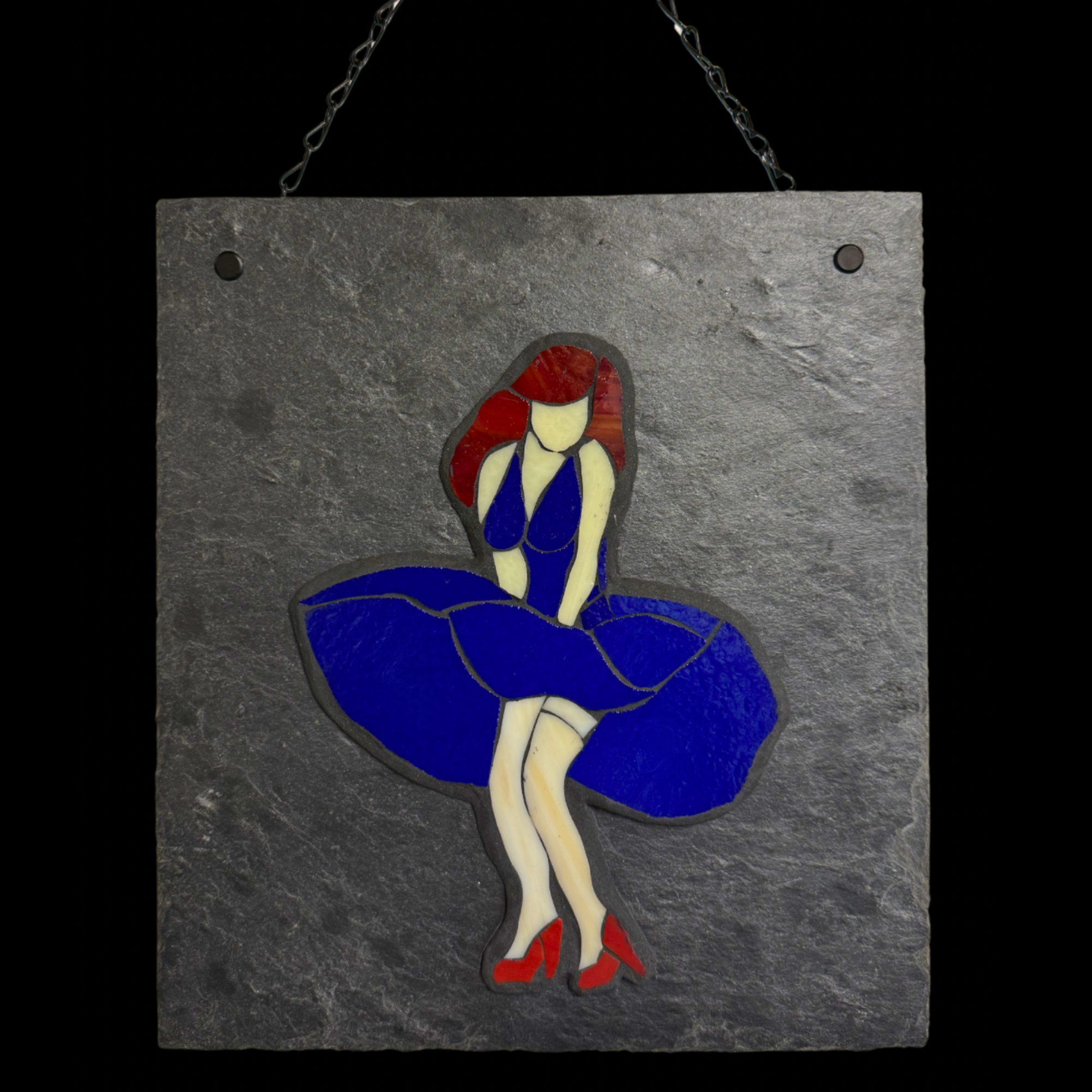 Black White Minimal Modern Simple Bold Business Mag Logo.png