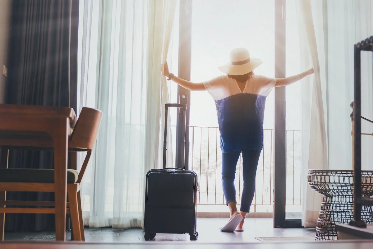 AirbnbとBooking.com、どっちに向いてる?物件タイプ別に徹底比較&運用のコツ