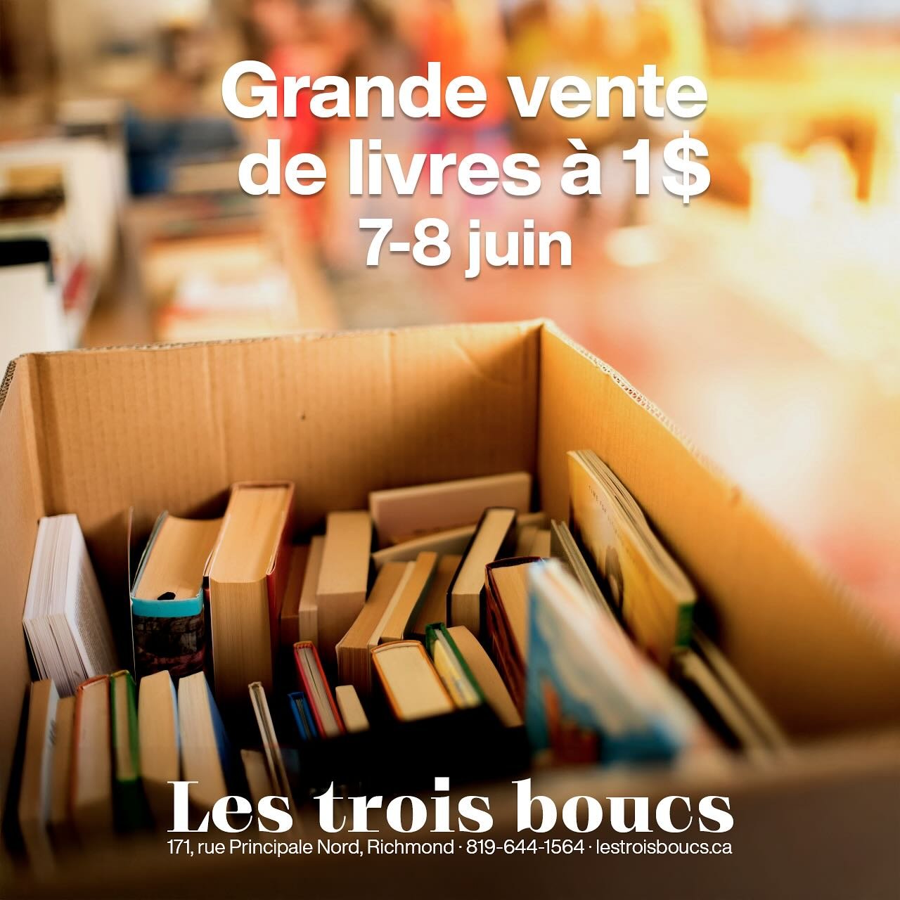 Trouvez plein de livres &agrave; 1$ durant tout le week-end sur la terrasse d&rsquo;&eacute;t&eacute; chez Les trois boucs #livres #books #cafe #coffee #cadeaux #gifts #richmondqc #valsaintfrancois #lestroisboucs