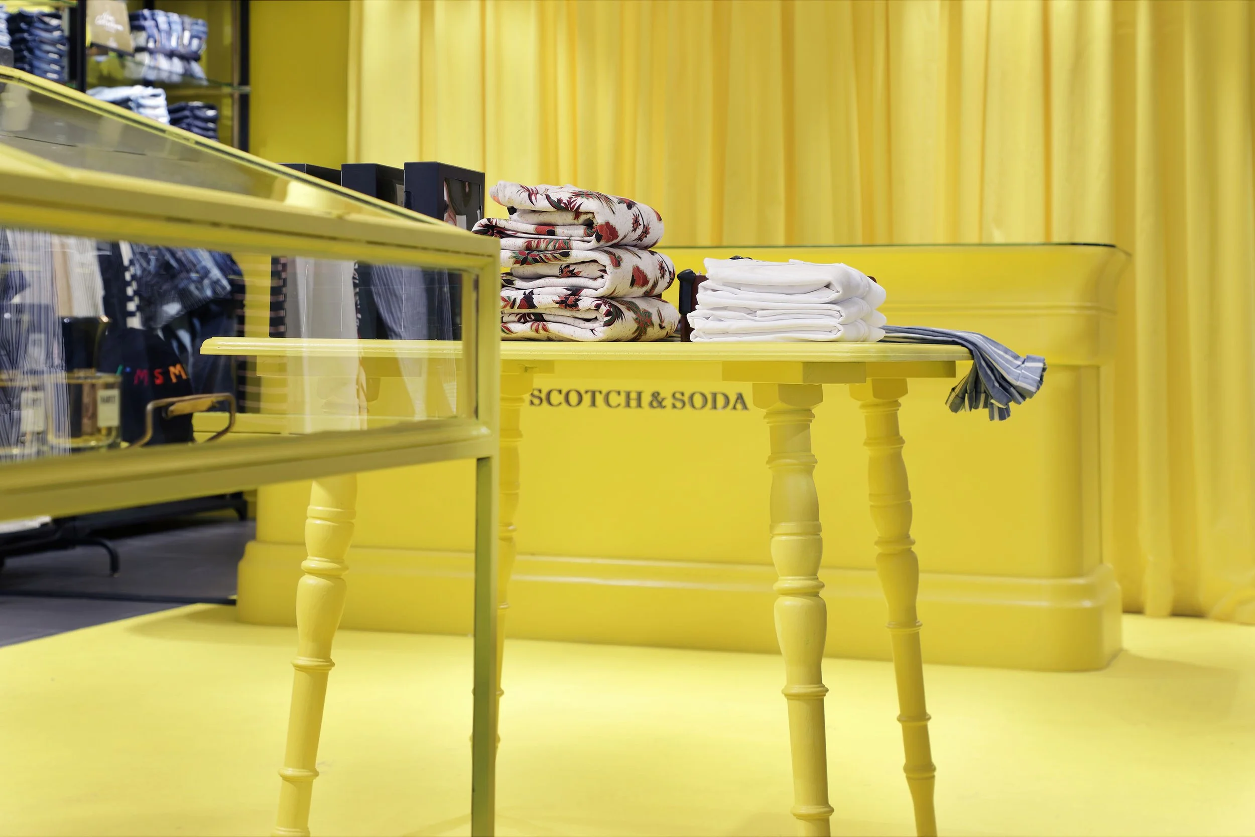 AtelierNOORT_ScotchandSoda Pop Up Westerland_02_Photo Martin Mai.jpg