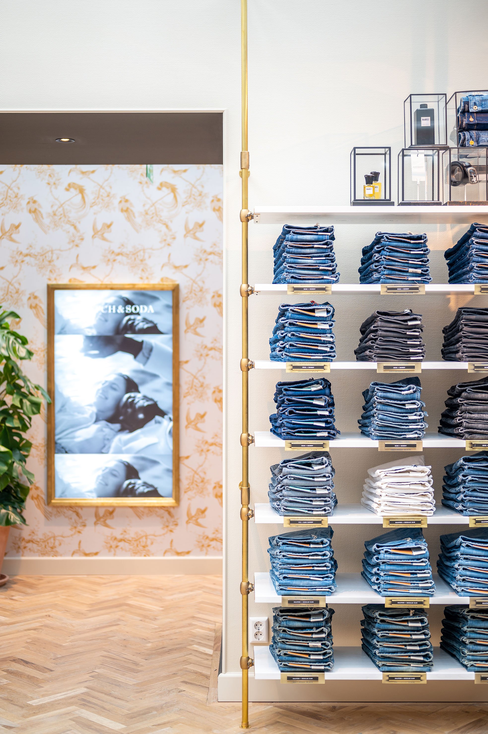 Scotch & Soda Maastricht 04