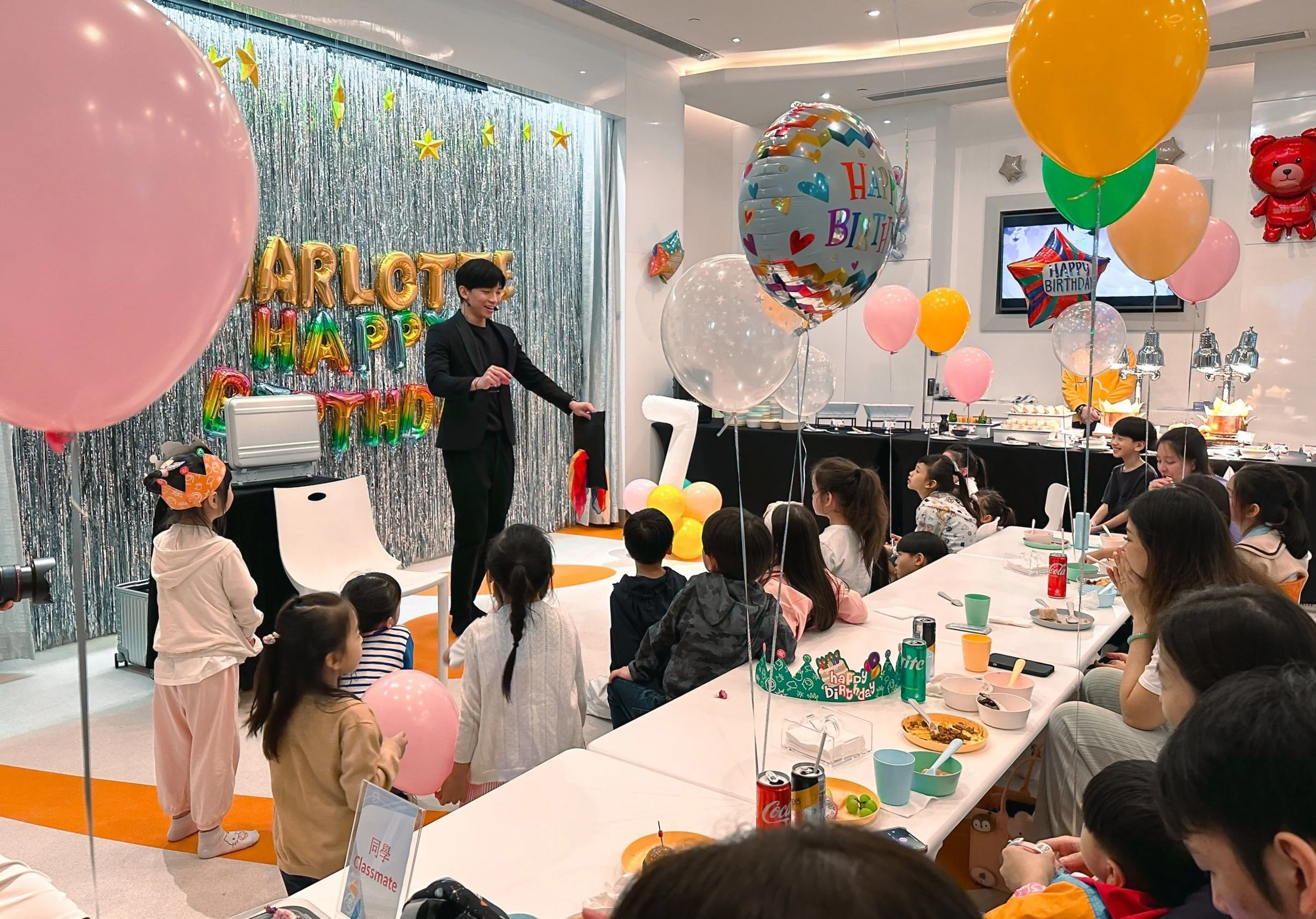Macau magician Matt Tran kid's magic 澳門魔術師小朋友生日會魔術 Kid Party magic.jpg