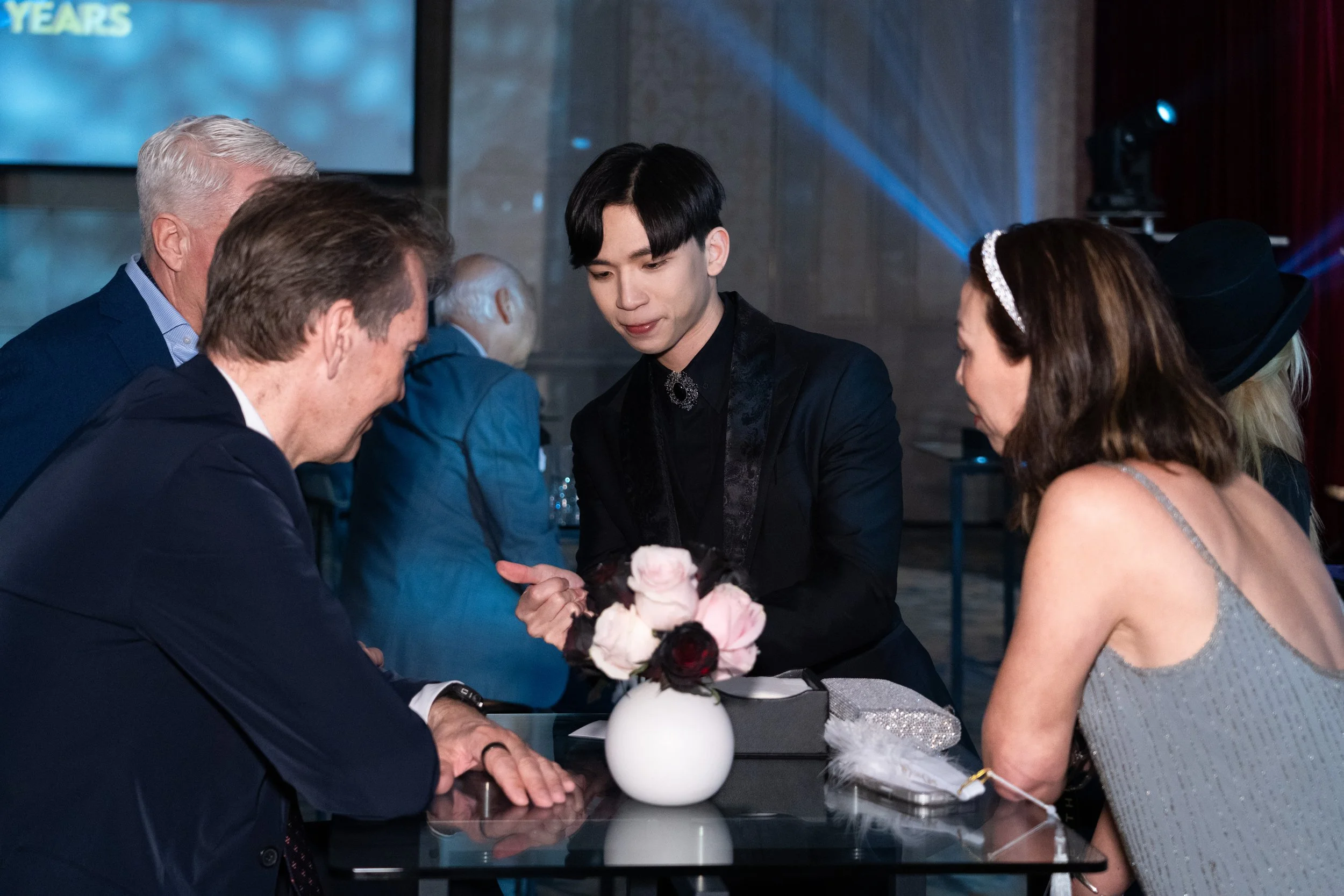 Macau magician Matt Tran Close Up magic 澳門魔術師Matt 近距離魔術表演 銀河酒店 麗思卡爾頓酒店 Galaxy Ritz Carlton Passion La Rose Noire 35th Anniversary Royal Gala.JPG