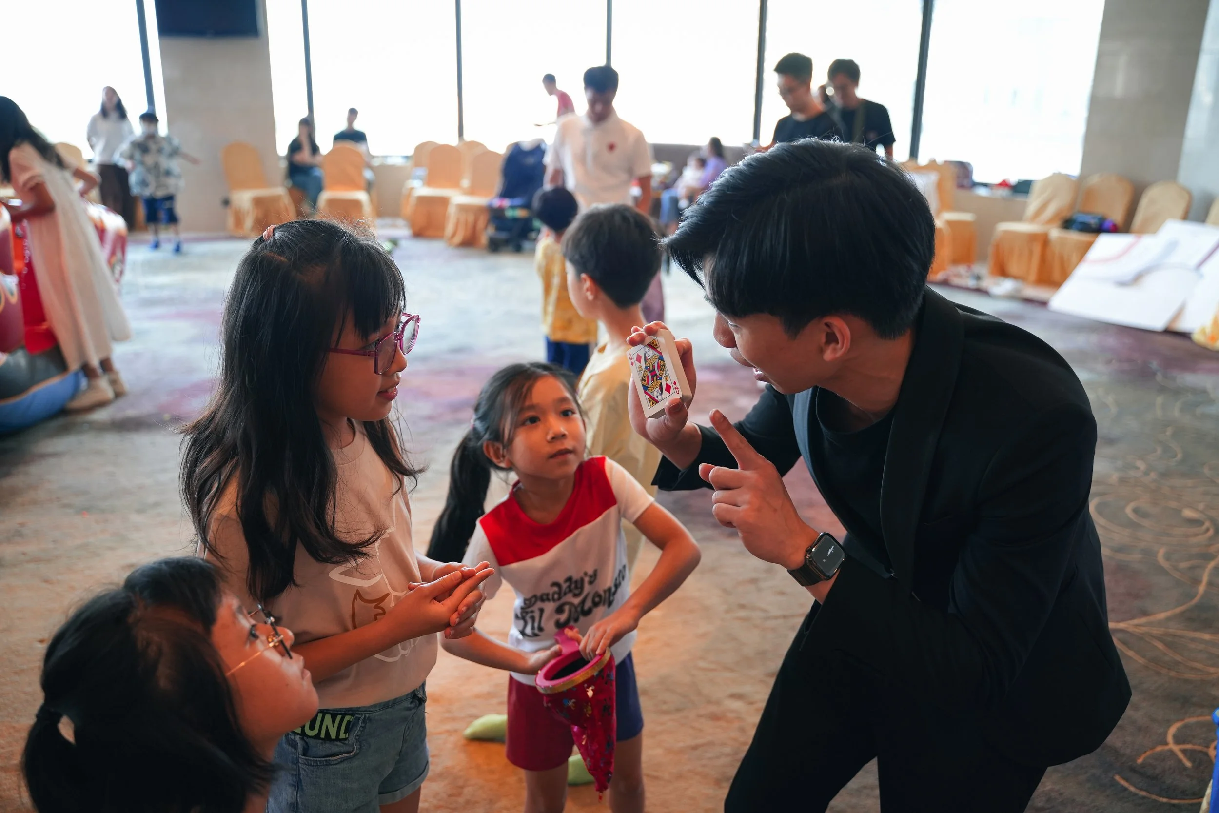 Macau magician Matt Tran kid's magic 澳門魔術師小朋友生日會魔術 Kid Party magic.jpeg