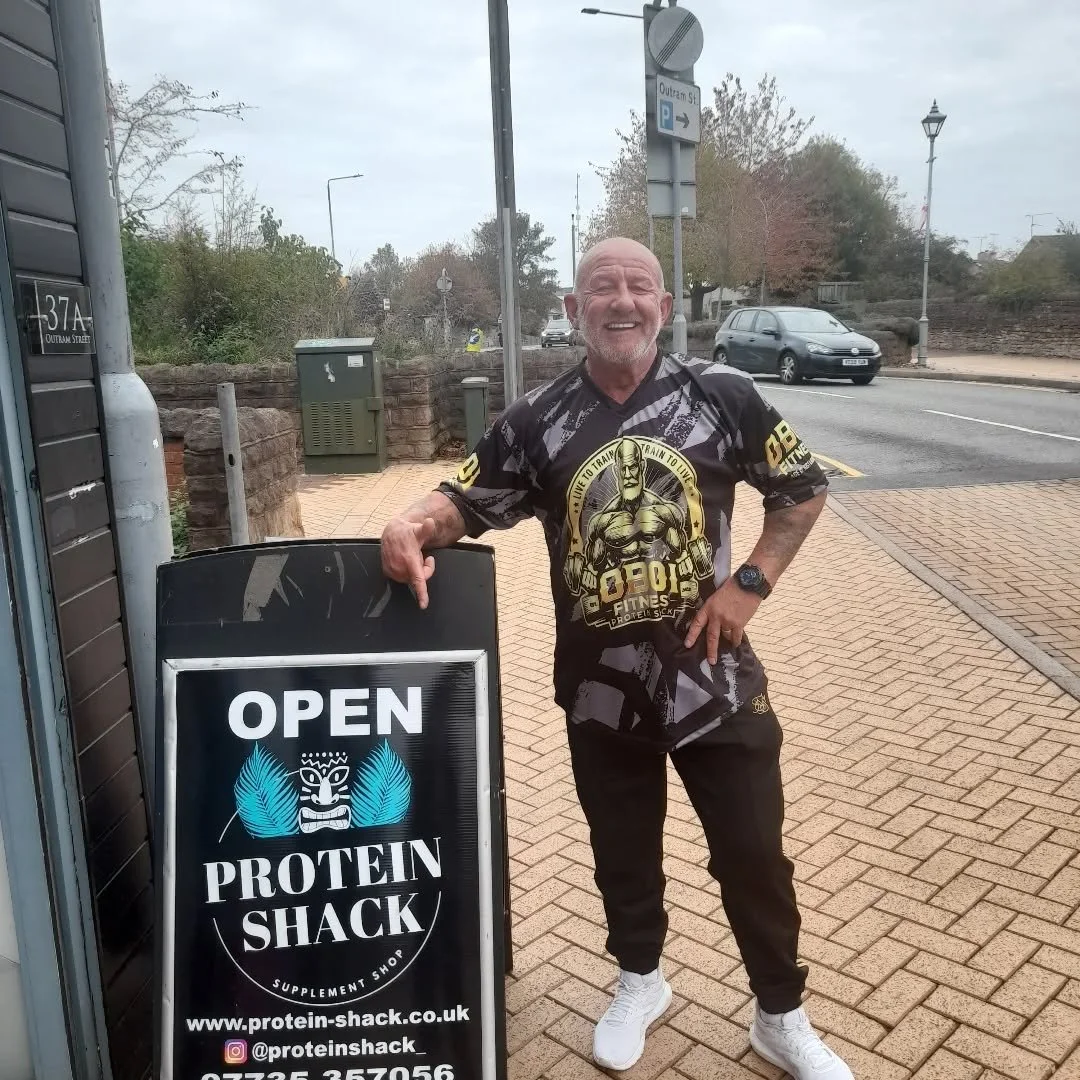 #proteinshack_ I'm open from 11.30 until 6pm 👍👍👍👊💥