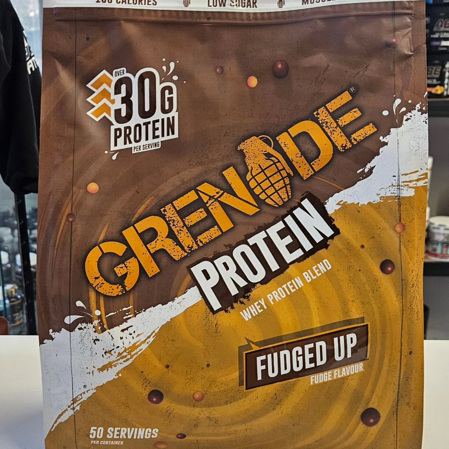 #proteinshack_ Weekend special Grenade whey &pound;30 a bag when its gone its gone come and grab em while you can guys 😉😉👍🏻💪👊👌