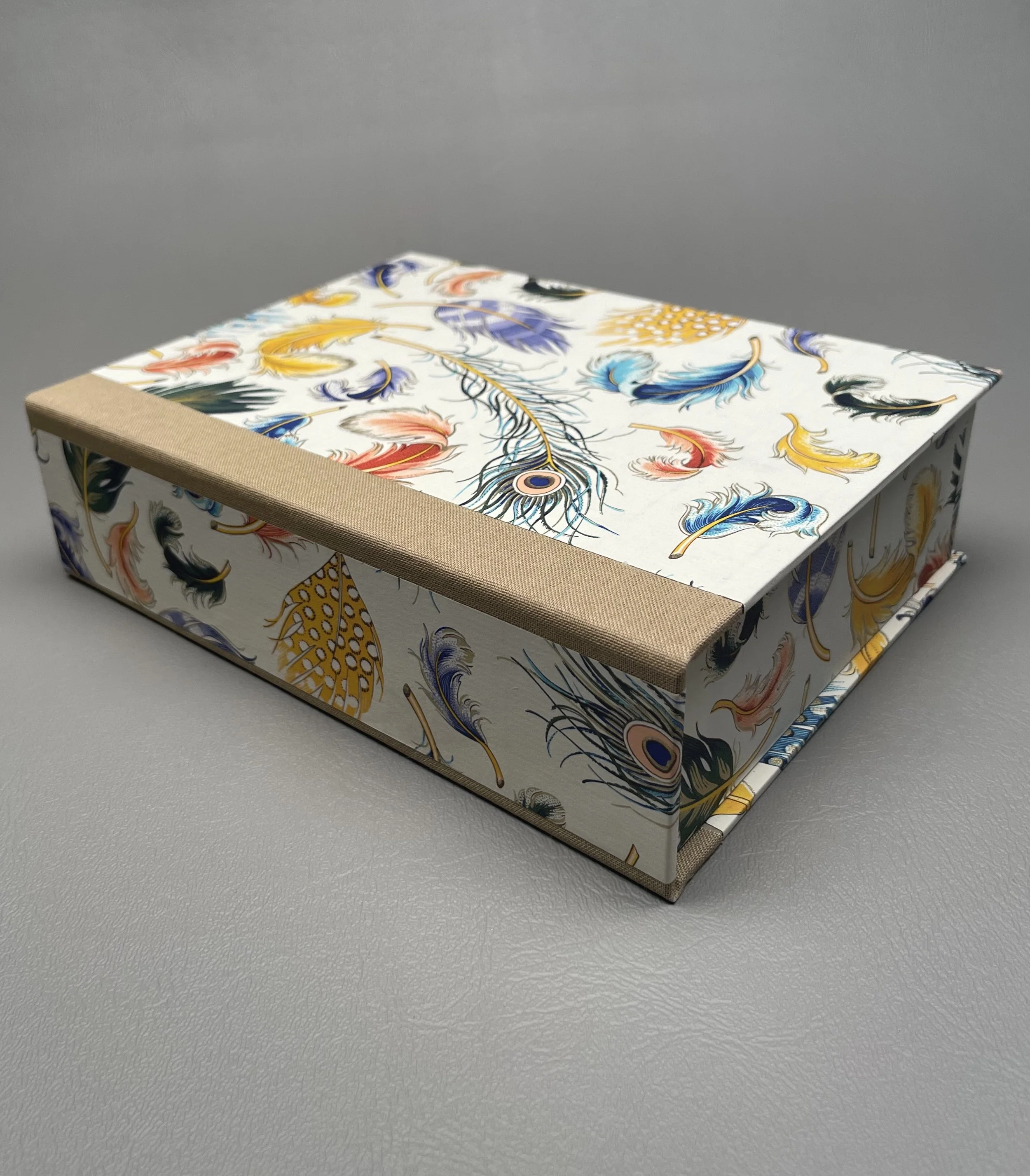 Hinge Lidded Box, 5" x 7" x 1.75" (Exterior) (Private Collection)