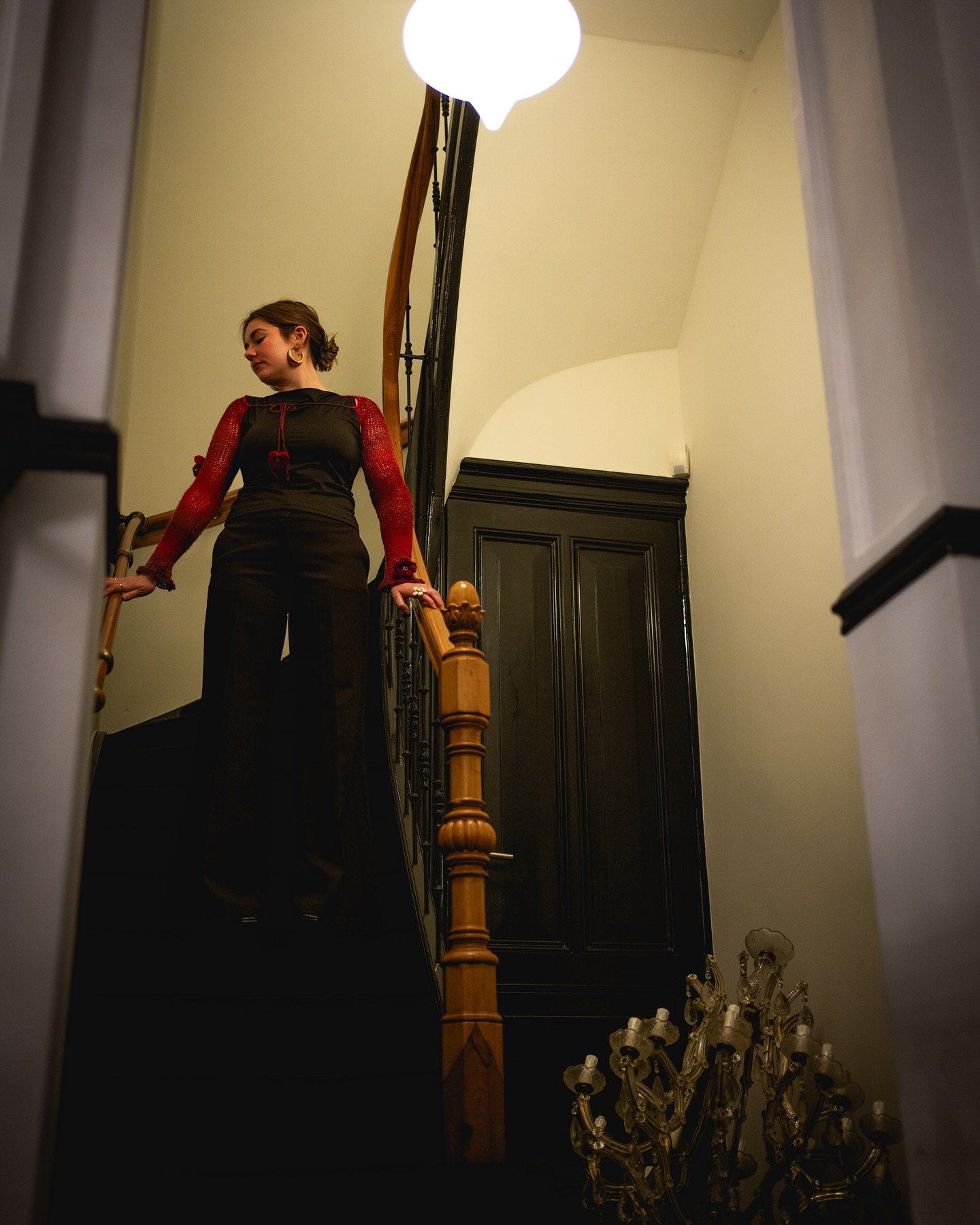 Rosy Bolero

Model: @jadedons 
Photography: @gaylevdburgh