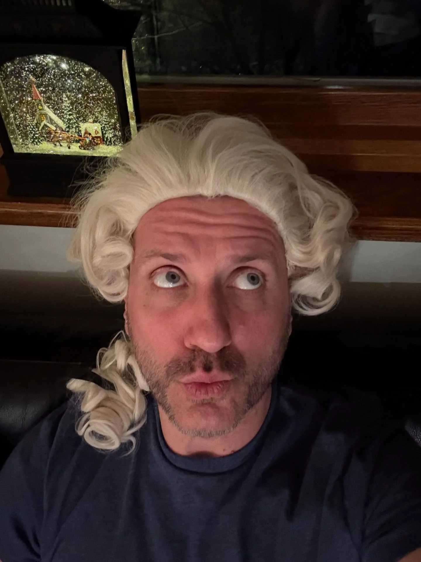 HNY! Love, King George Higgintoot, the Third. #nye #happynewyear #ghosts #ghostscbs #hamilton