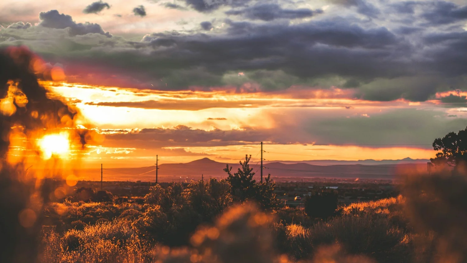 Downtown plaza and adobe architecture in Santa Fe showcasing real estate market opportunities