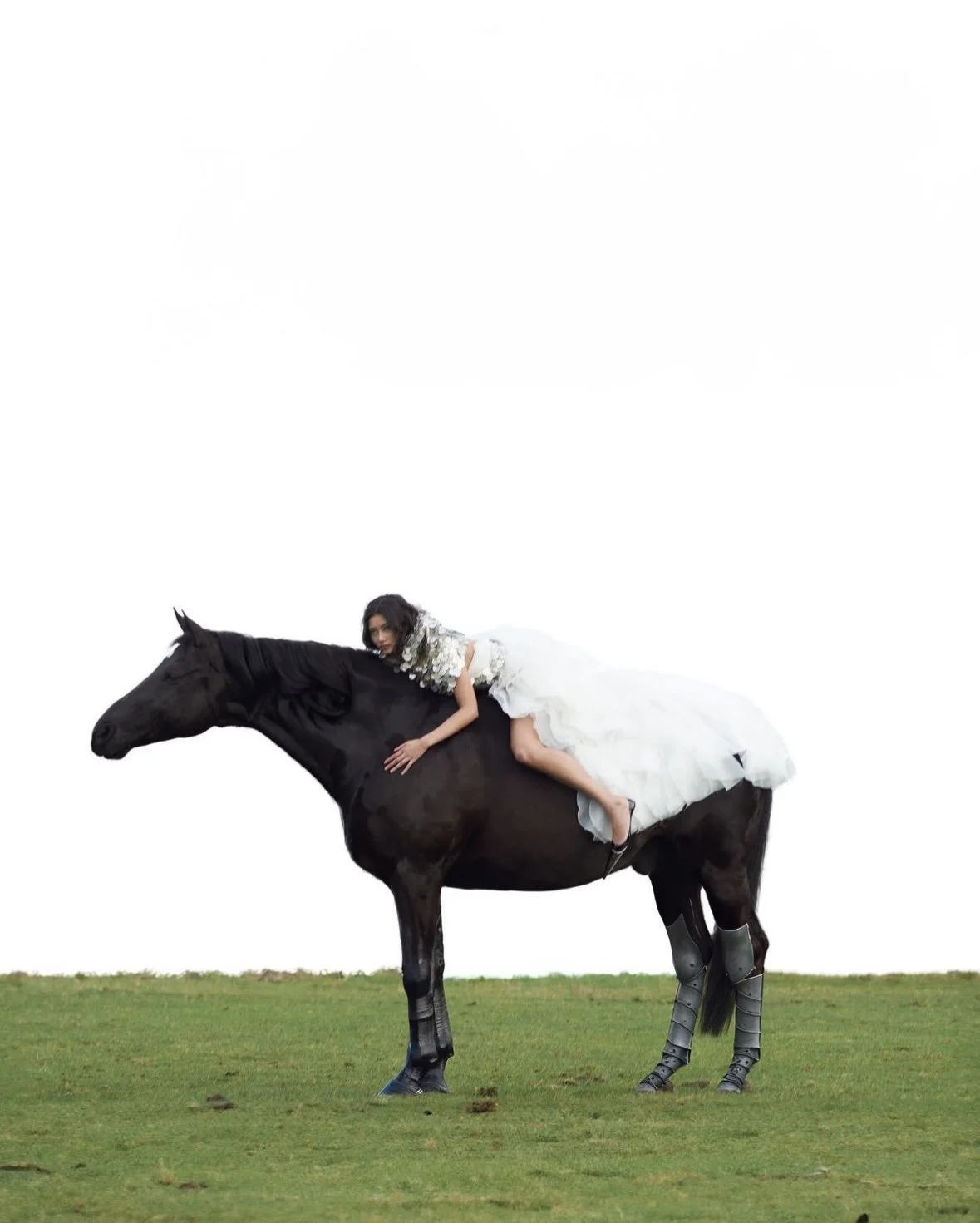 Numero Magazine 
models MARDIANA VAN DER WIEL @mardianavdwiel at @futurefacesmanagement ITU NUOLA @itu_nuola at @modelsrockagency SUA EL GAGUI @sua.elgagui at
@maxmenmodels
creative direction/writer/poems JOIAH LUMINOSA @_joiah
photography ALBERTO P