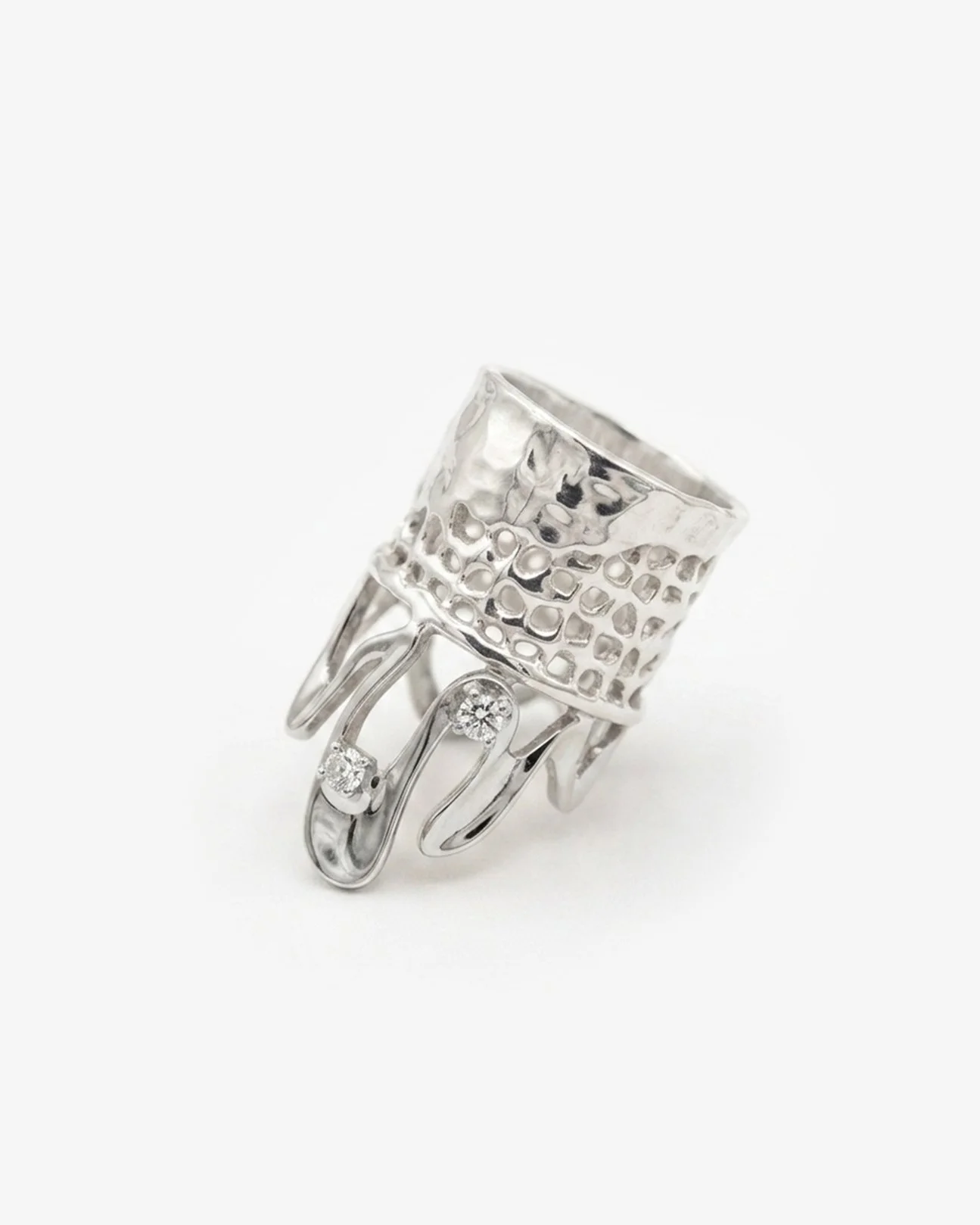 Maryna in silver , 'Primordial Form' , Jān