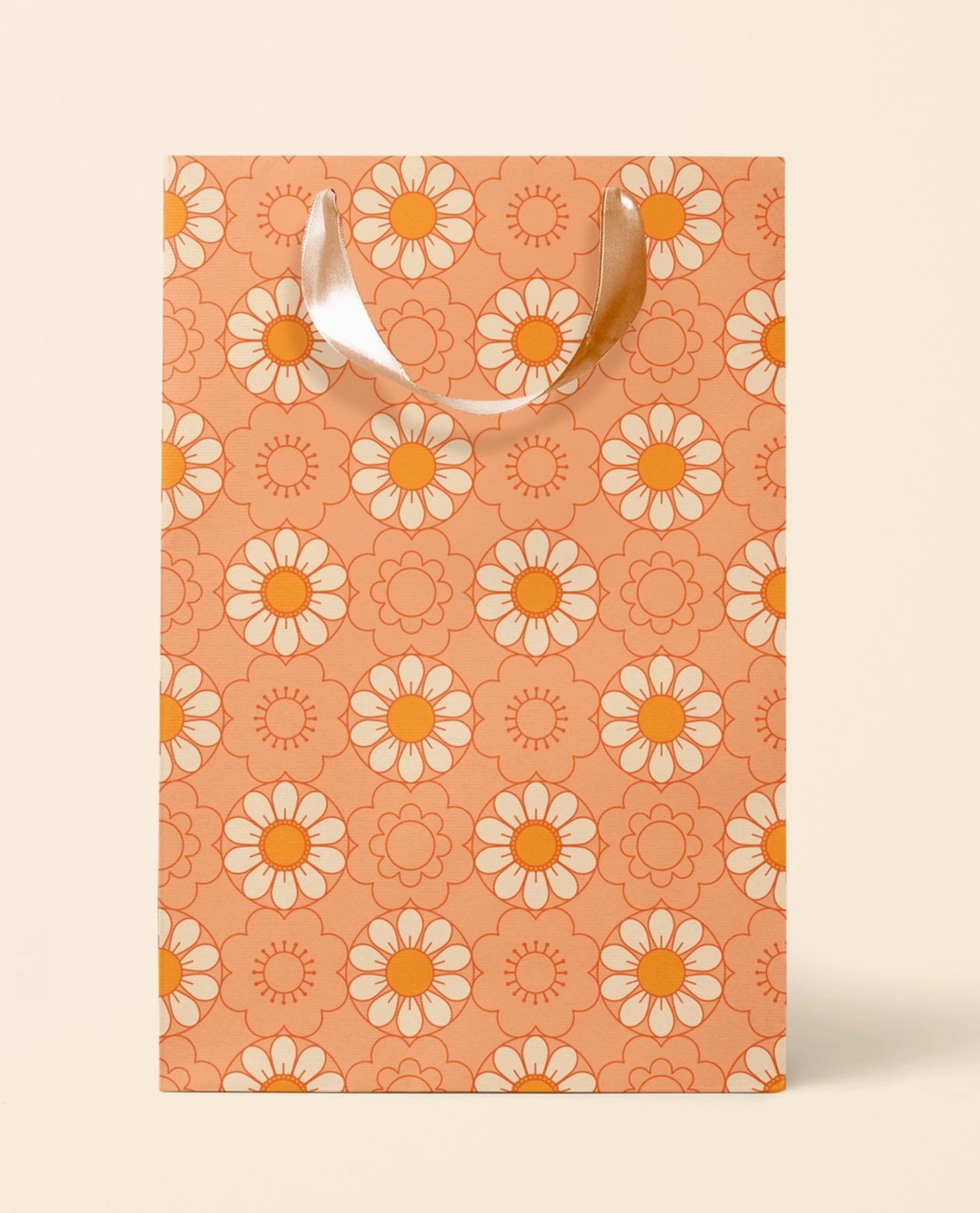 Vintage Daisy Lattice Gift Bag - Medium