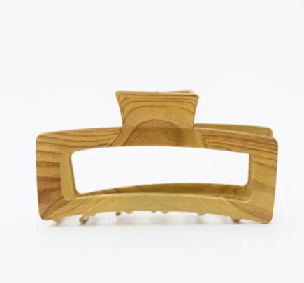 wood claw clip.png