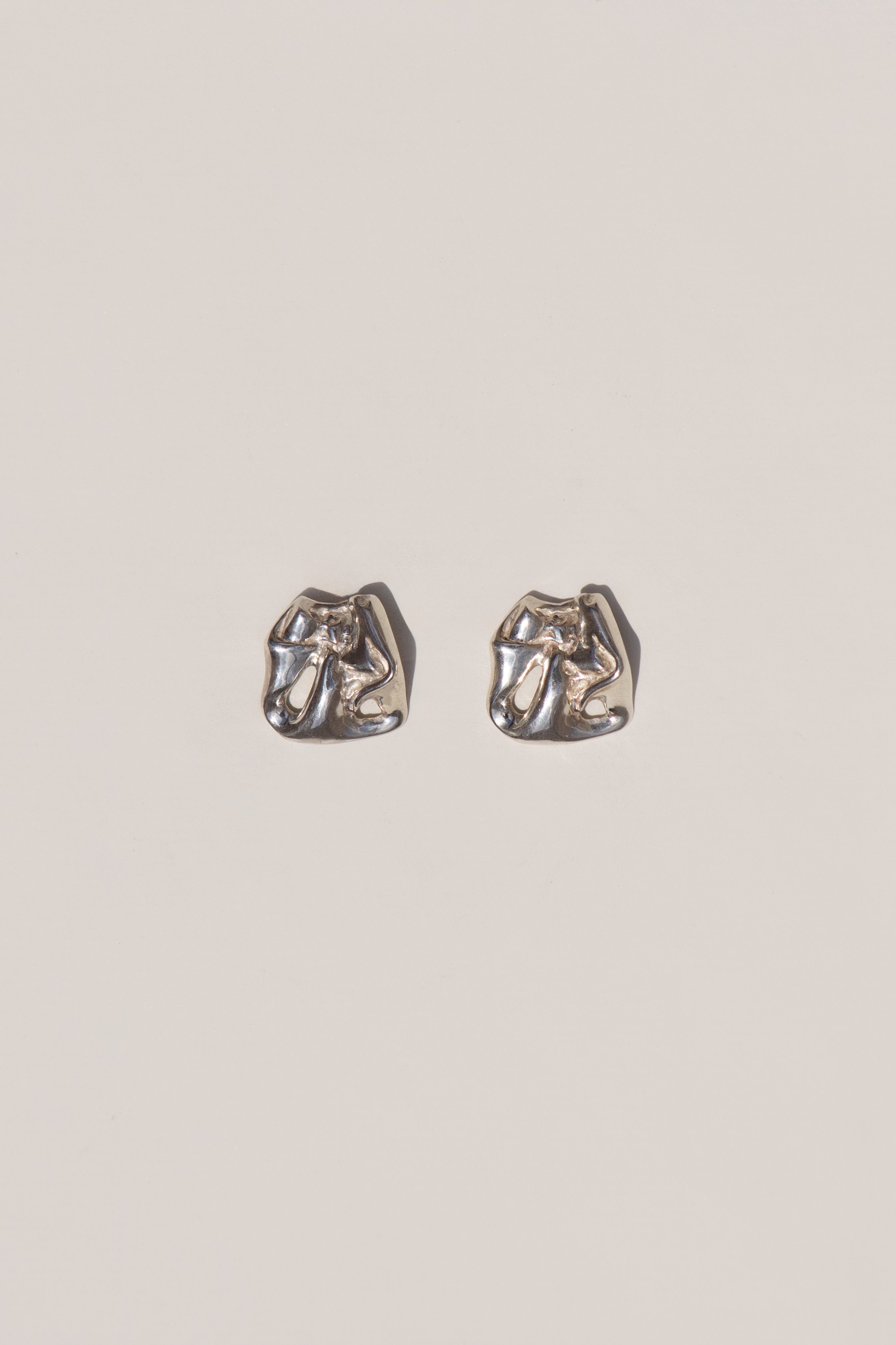 Nodo Earrings