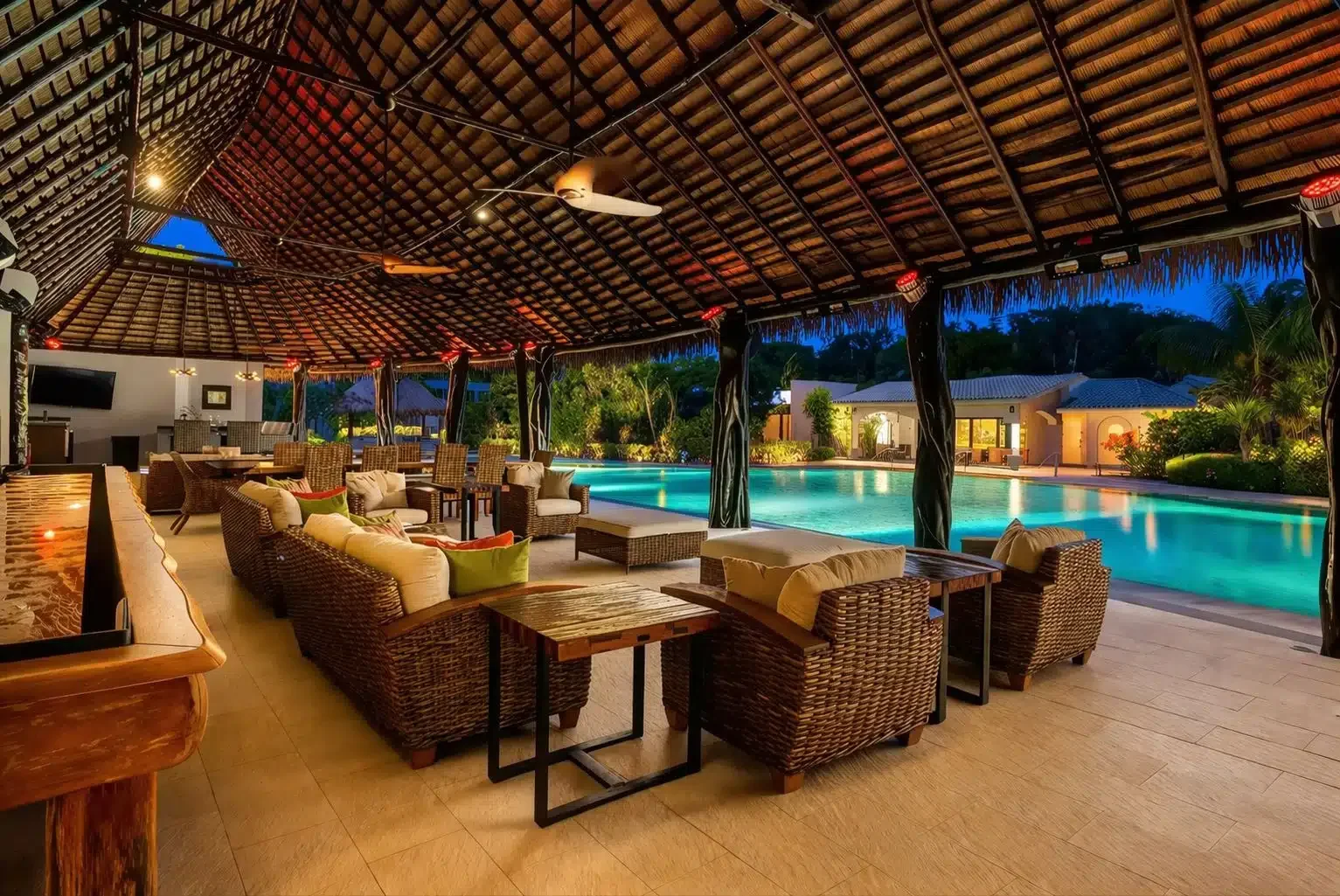 Rancho-Paraiso-Oasis-Akumal-Night (1).webp