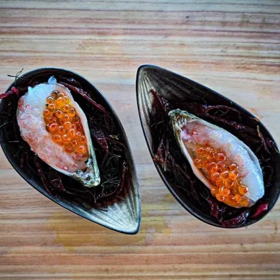 @nuri_piccio, Executive Chef at @fshualalai's #NOIO, using our farm-fresh Kona Dragon's Breath (#limulepeohina) to beautifully plate one of his seafood creations. 

If you're visiting #kona and looking for a dining experience you'll remember forever,