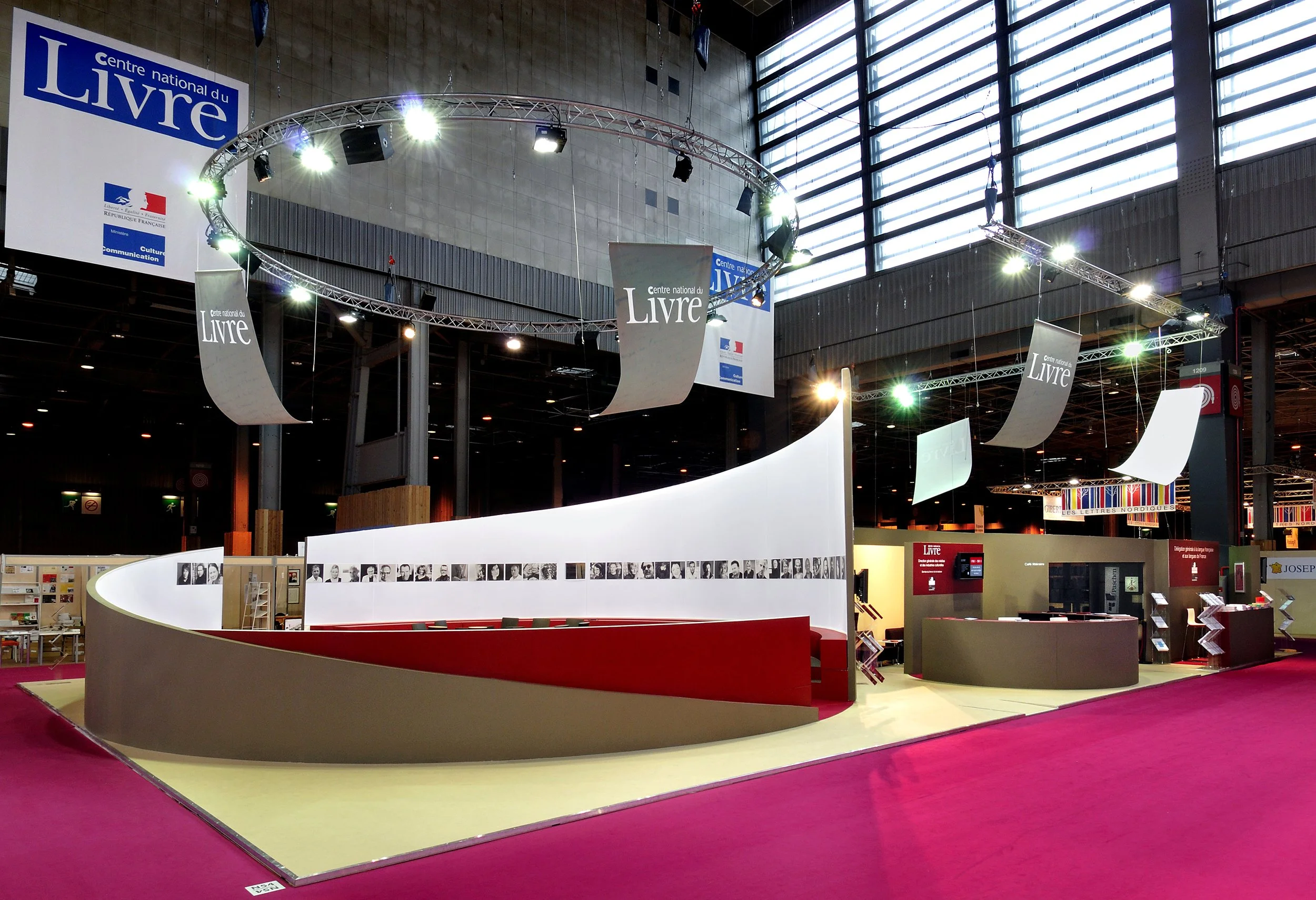 LIVRE 2011 CENTRE NATIONAL DU LIVRE 01.jpg