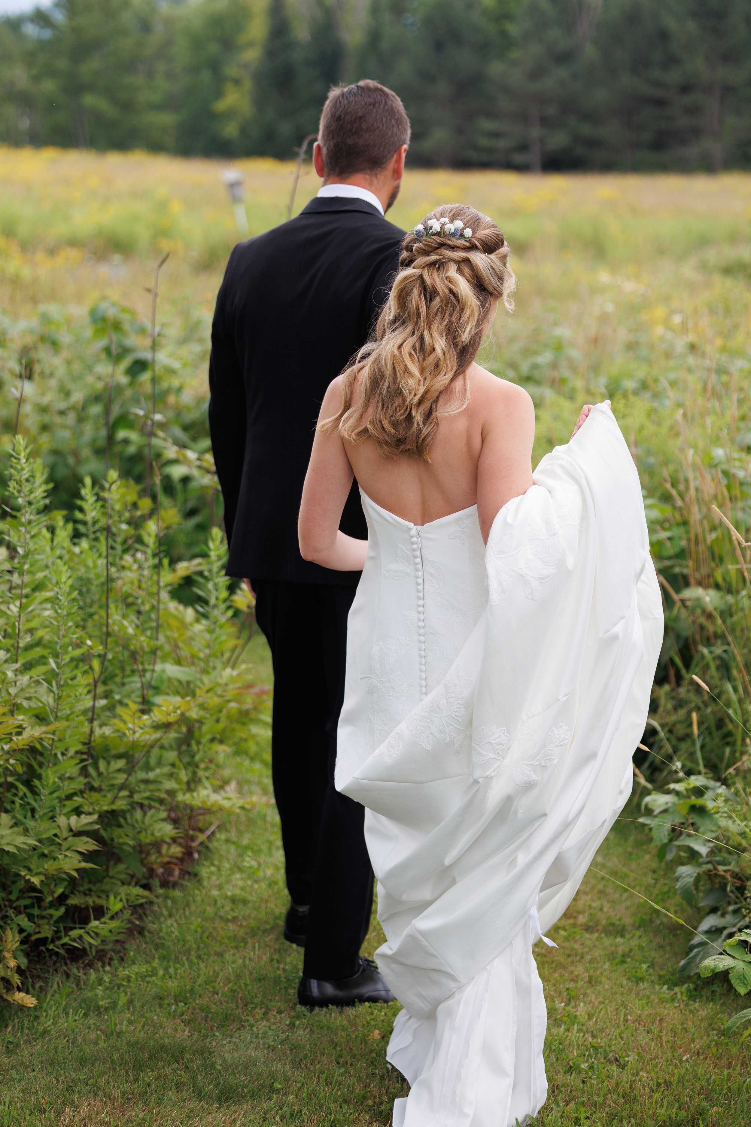 mad-river-barn-wedding-waitsfield-vermont-068.jpg