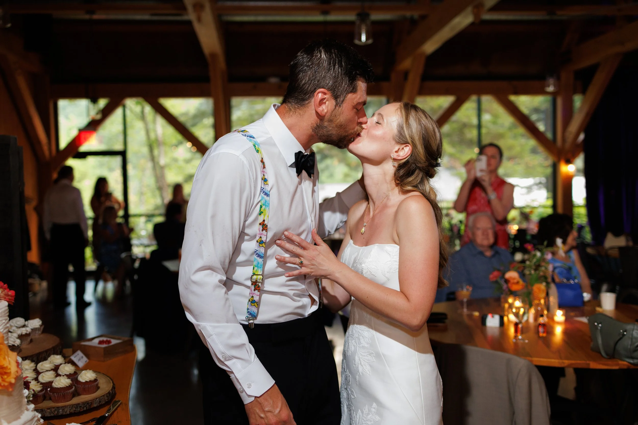 mad-river-barn-wedding-waitsfield-vermont-793.jpg
