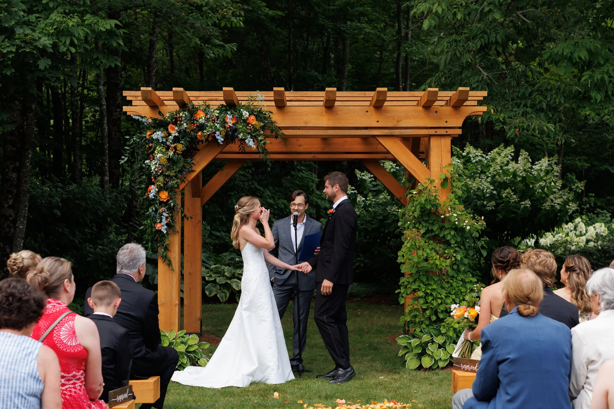 mad-river-barn-wedding-ceremony-waitsfield-vermont-361.jpg