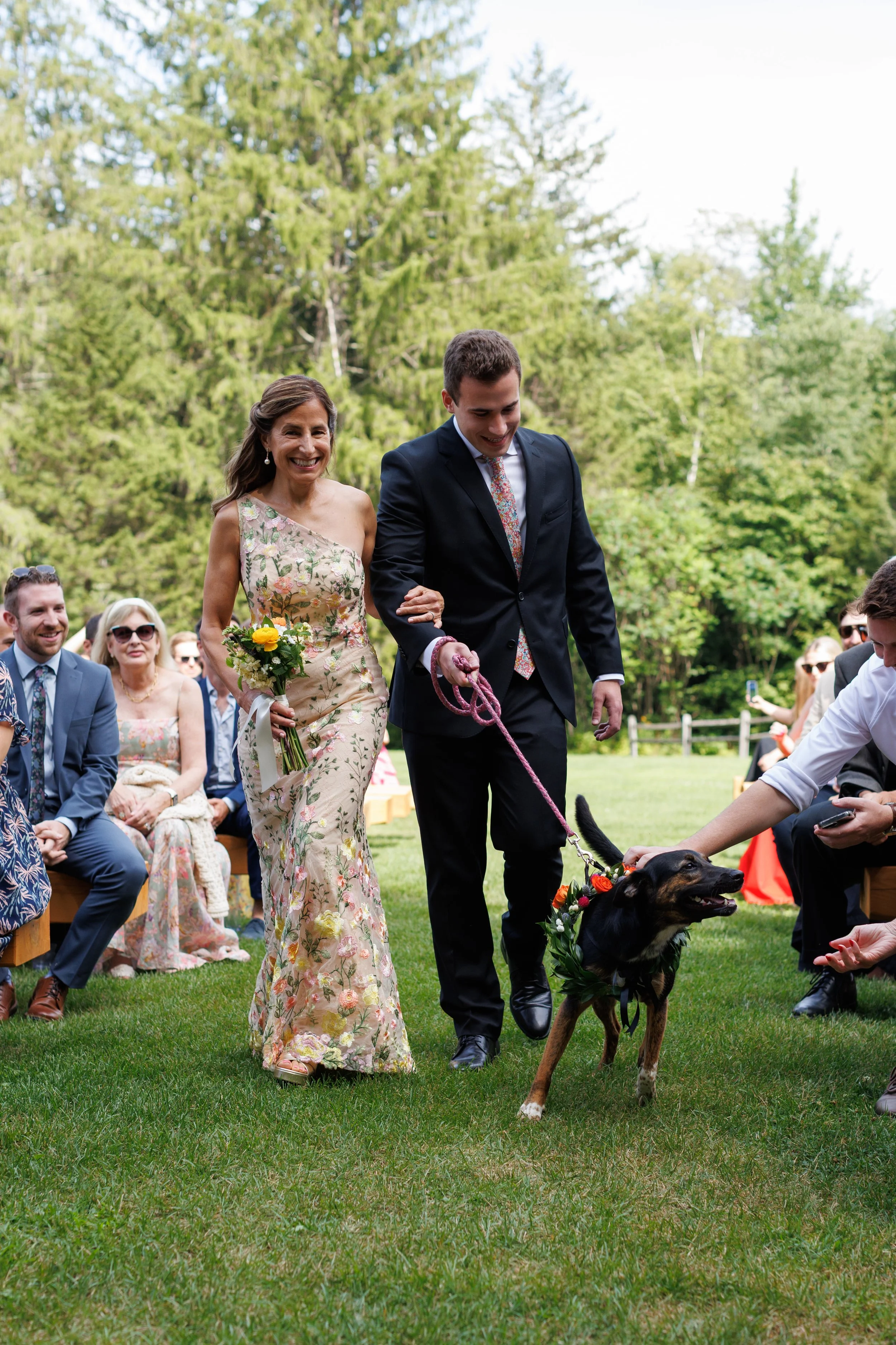 mad-river-barn-wedding-ceremony-waitsfield-vermont-323.jpg