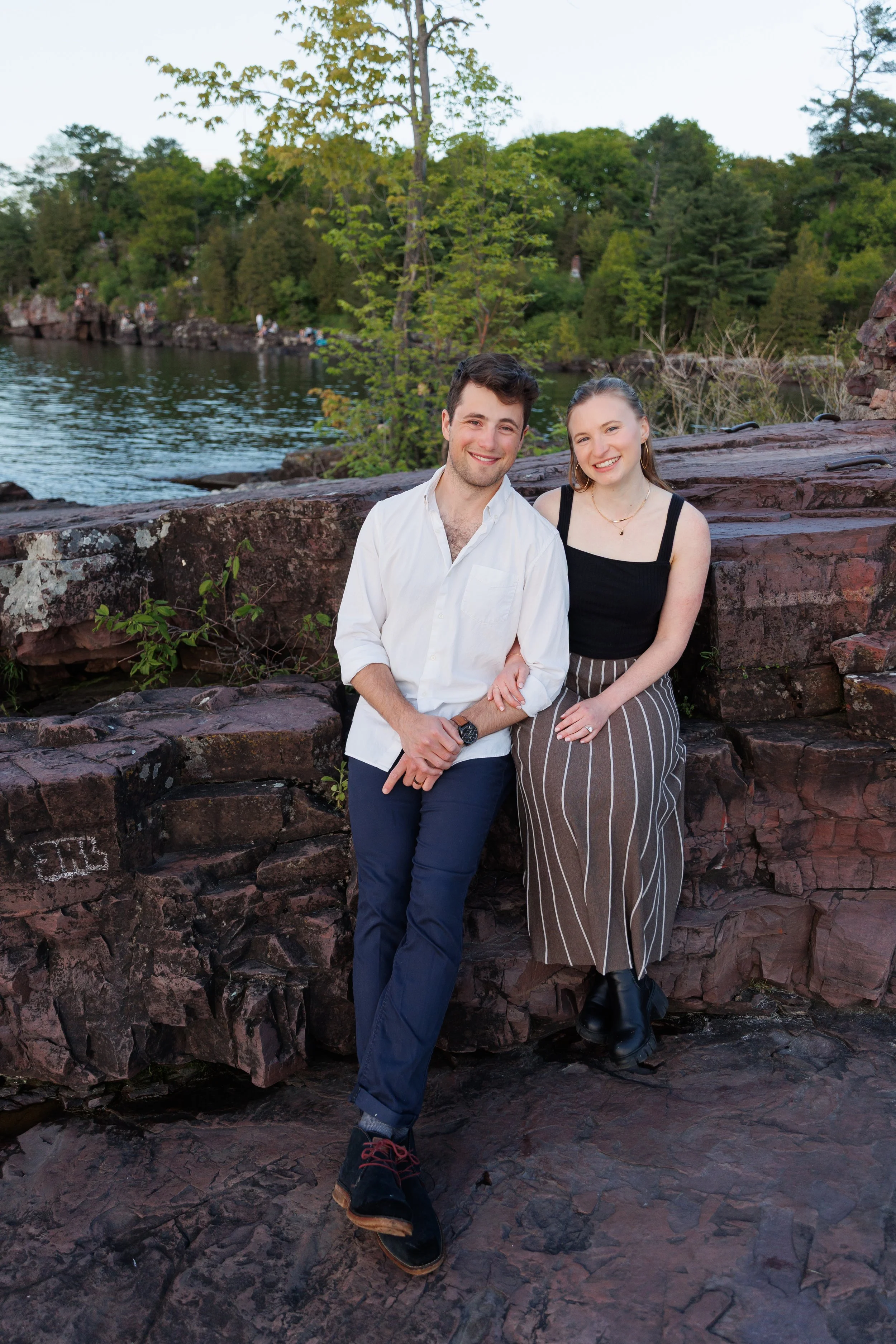 oakledge-park-south-burlington-vermont-engagement-session-033.jpg
