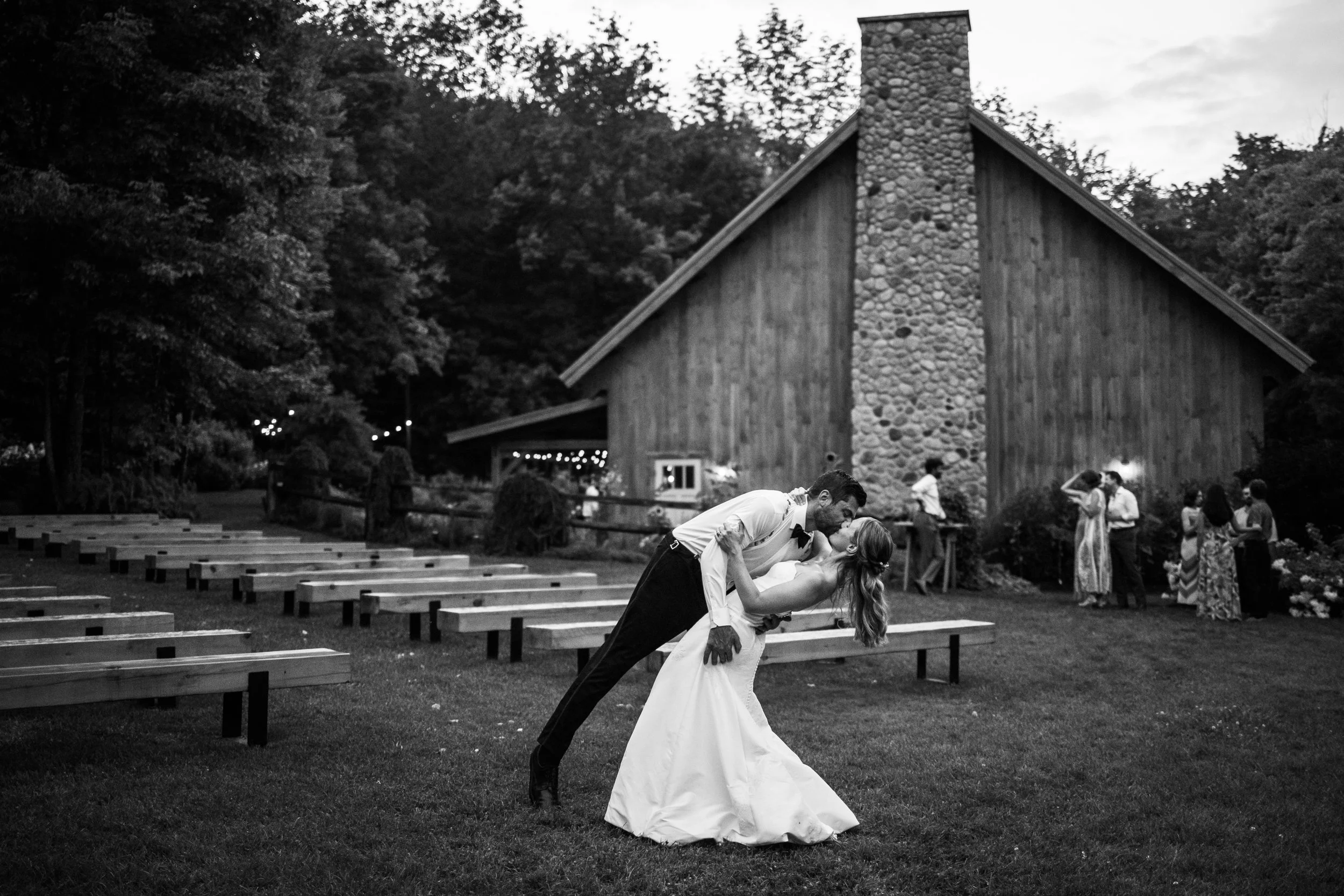 mad-river-barn-wedding-waitsfield-vermont-816.jpg