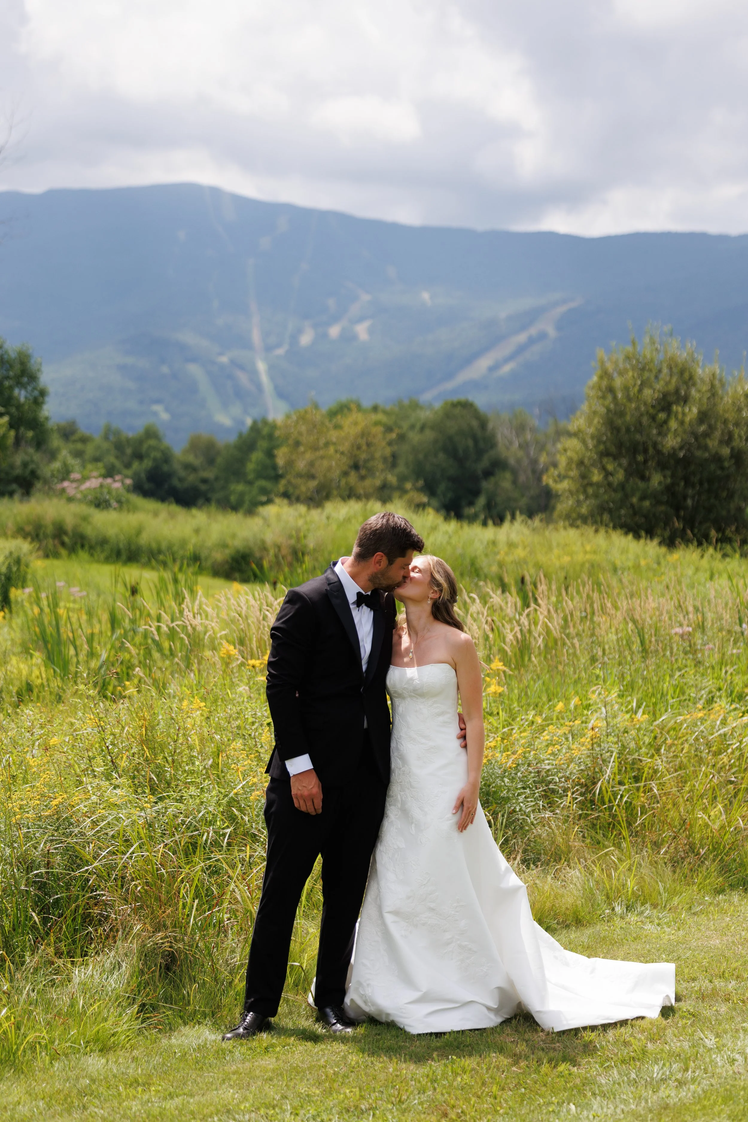 mad-river-barn-wedding-waitsfield-vermont-127.jpg