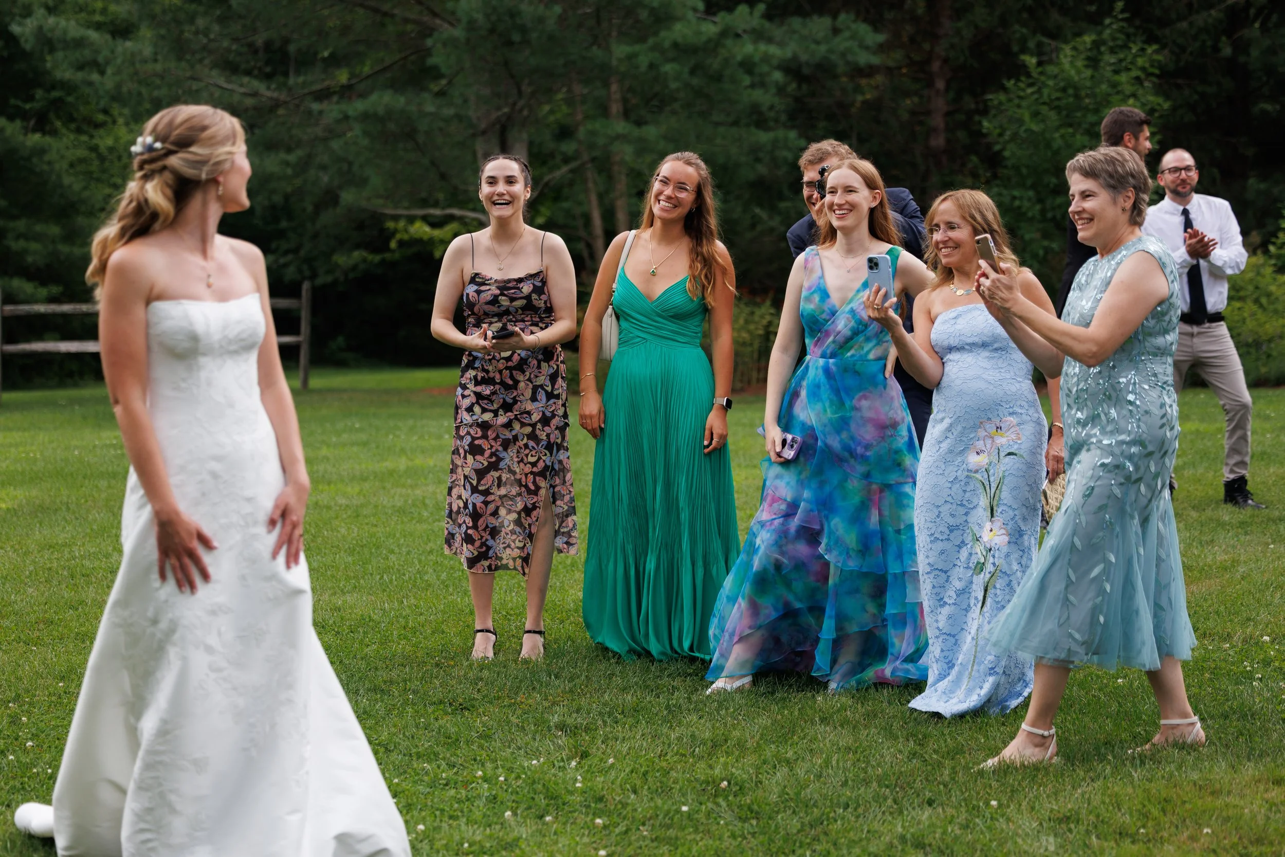 mad-river-barn-wedding-waitsfield-vermont-176.jpg