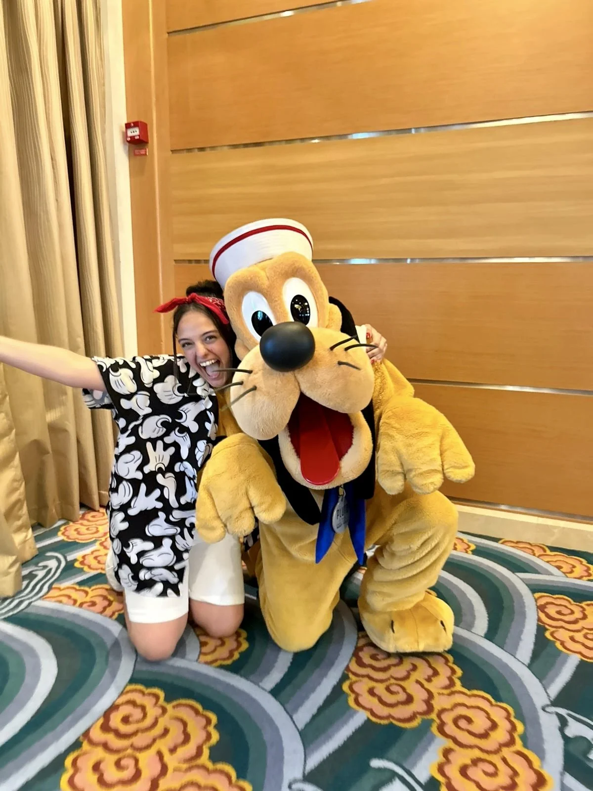 ff090250-9a29-4c8c-863c-42c4ad75e190.jpg