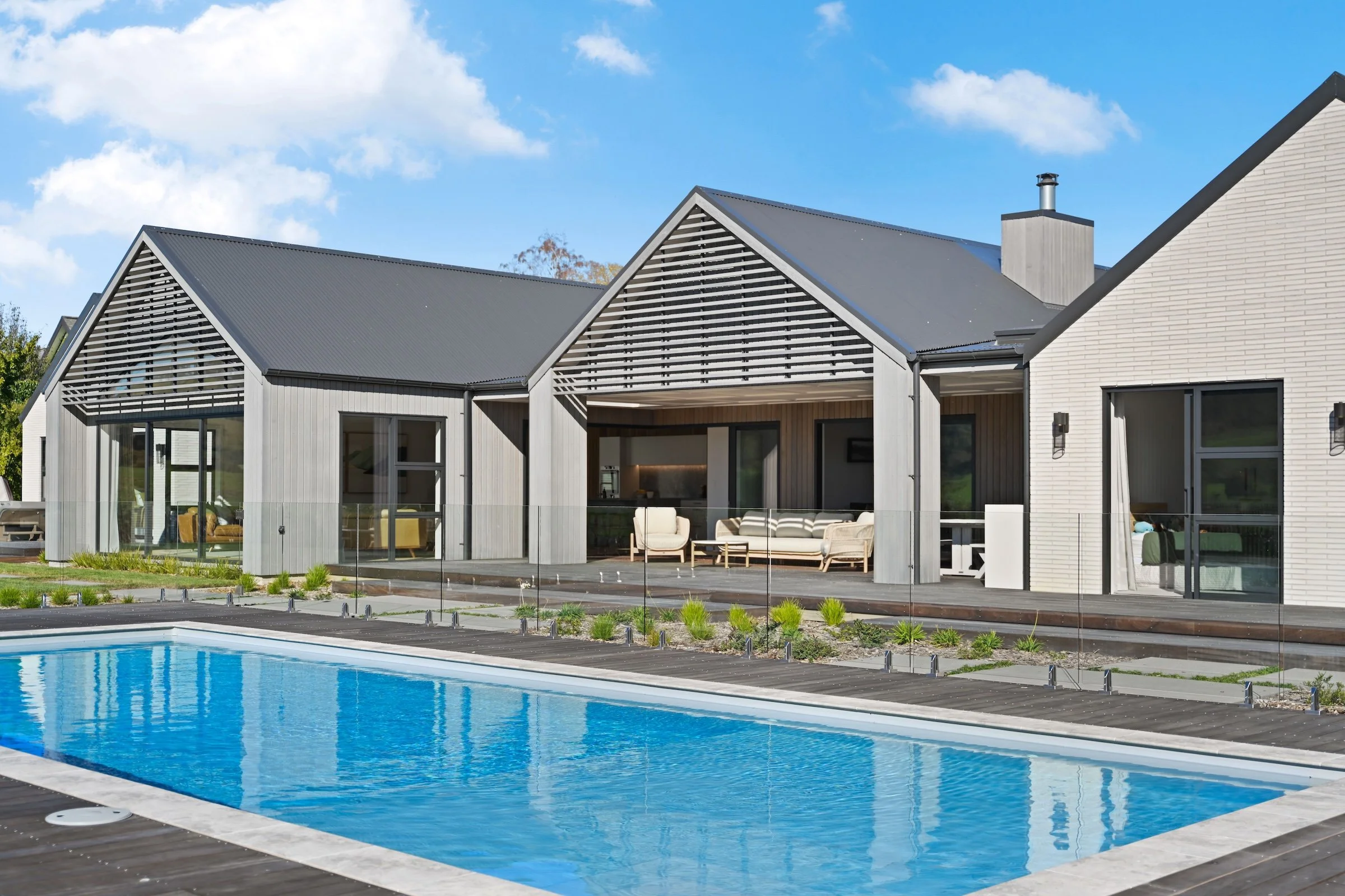 Real Estate-103.jpg