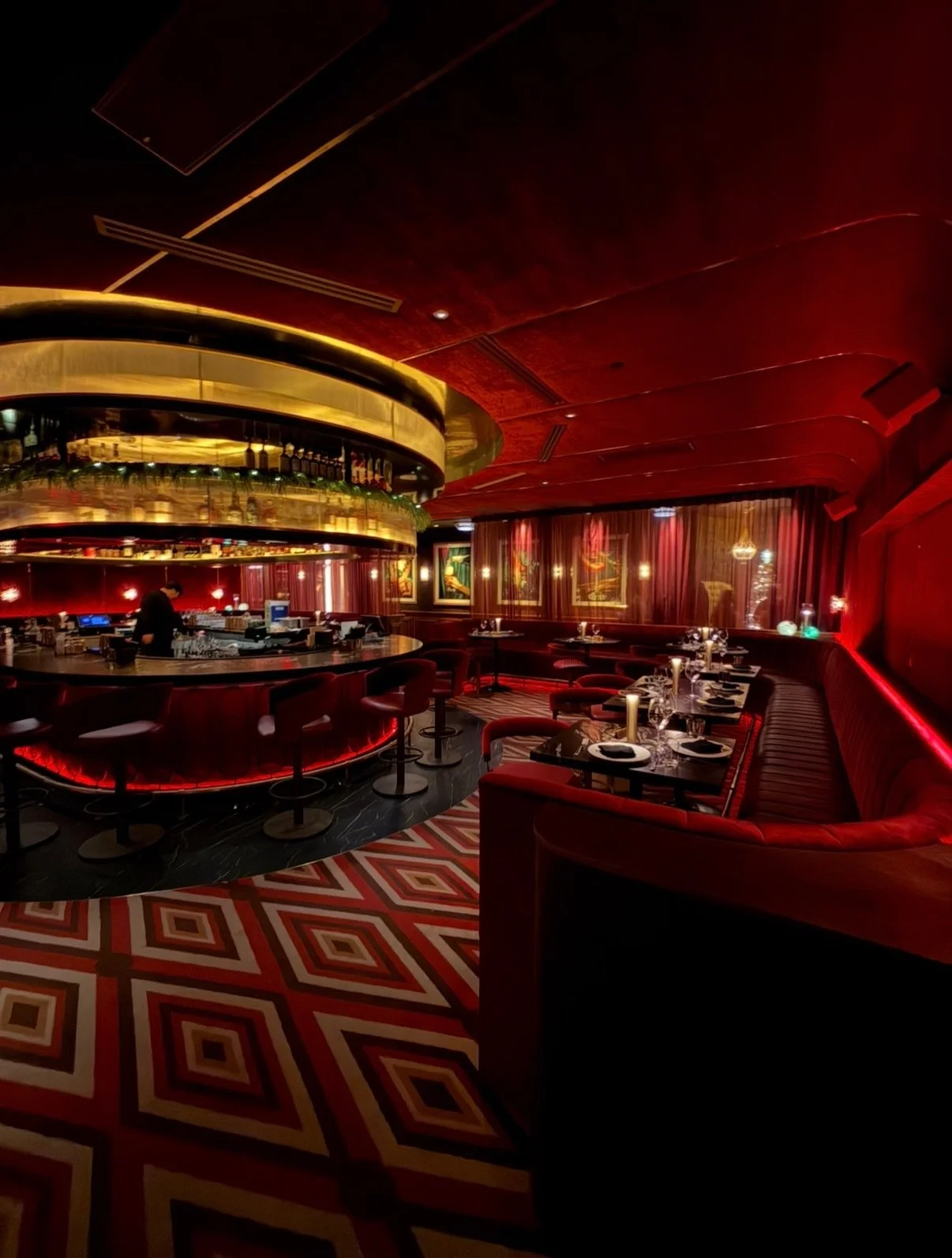 A beautiful setting for a beautiful celebration, thoughtfully styled 🤍

#LuxuryDinner
#DallasLuxury
#IntimateDinner
#EventDesignDallas
#CandlelitDinner