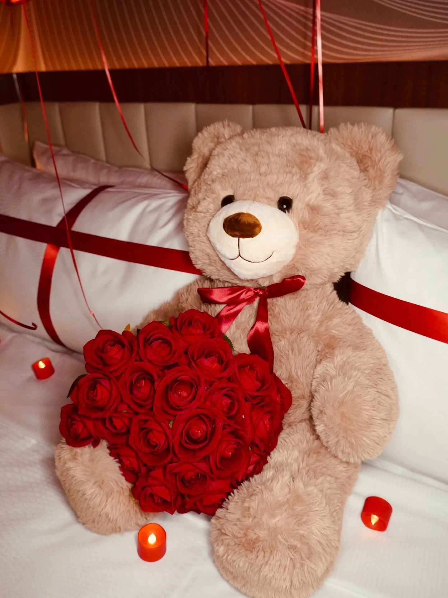 A little extra love, just because. 🤍

#LuxuryHotelDecor
#ValentinesSurprise
#DallasLuxury
#RomanticDetails
#ValentinesDayDallas