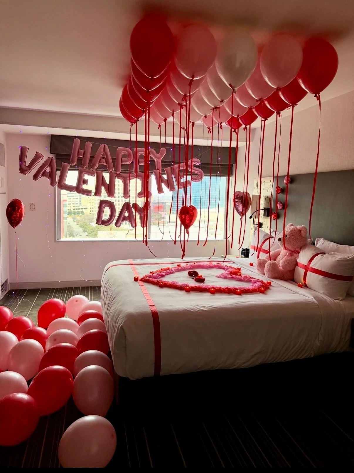 Not just a room&hellip; an experience ❤️✨

#LuxuryRoomDecor
#RoomTransformation
#RomanticSetup
#DallasEventStylist
#ClassyCreations214