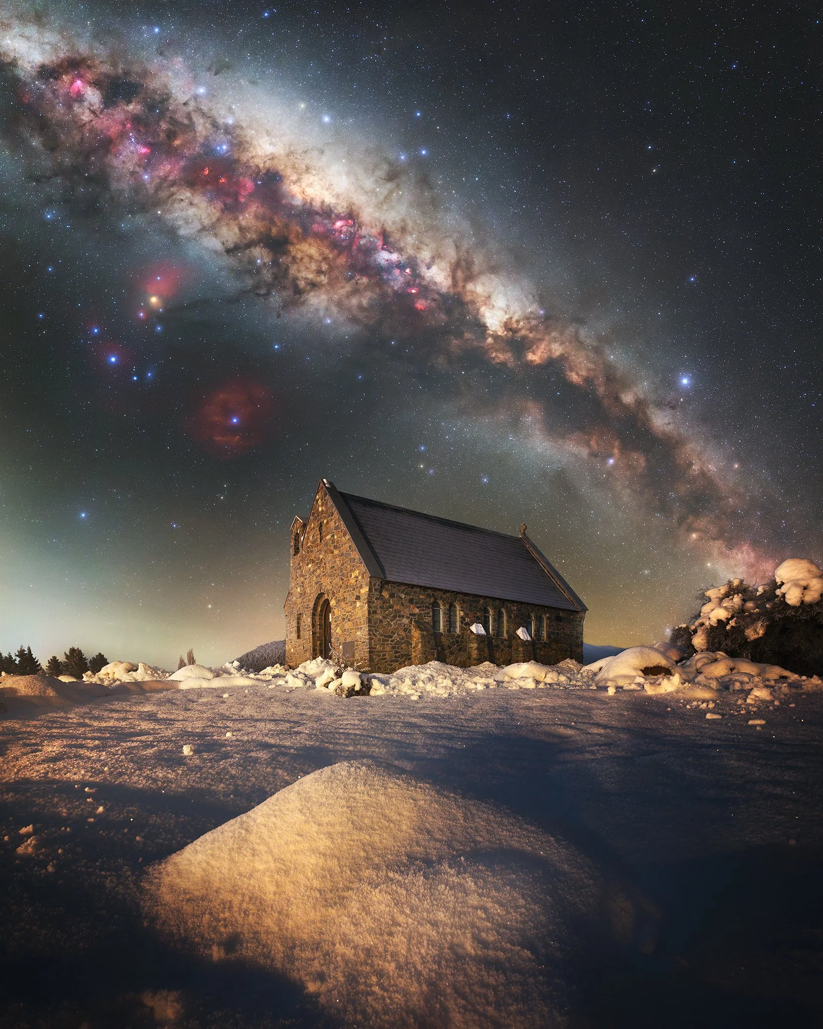 CHURCH SNOW 2048px.jpg