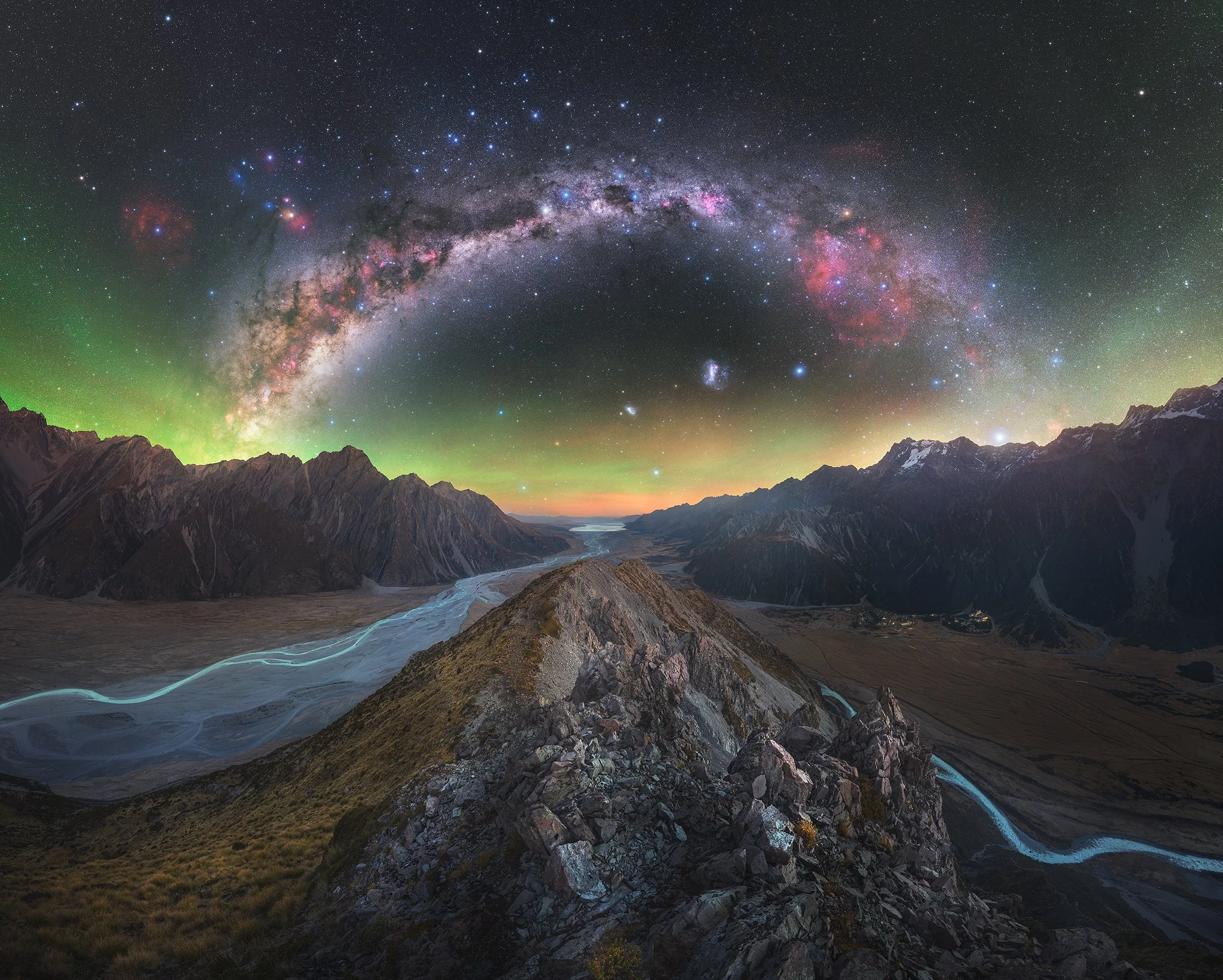 The Ridge 2048px.jpg