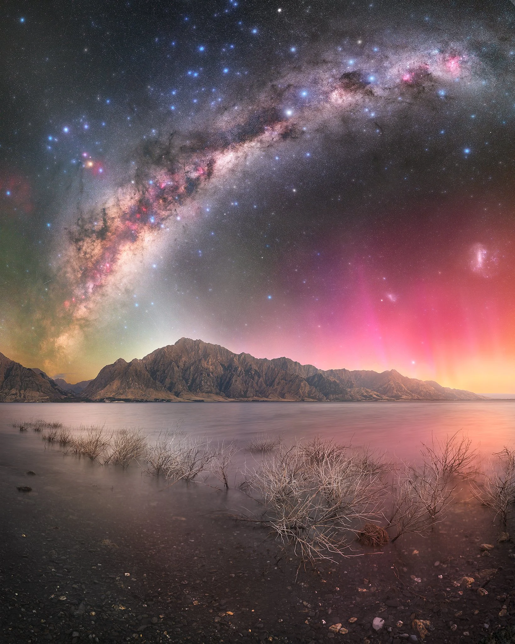 Milky Way Hawea 2048px Website.jpg