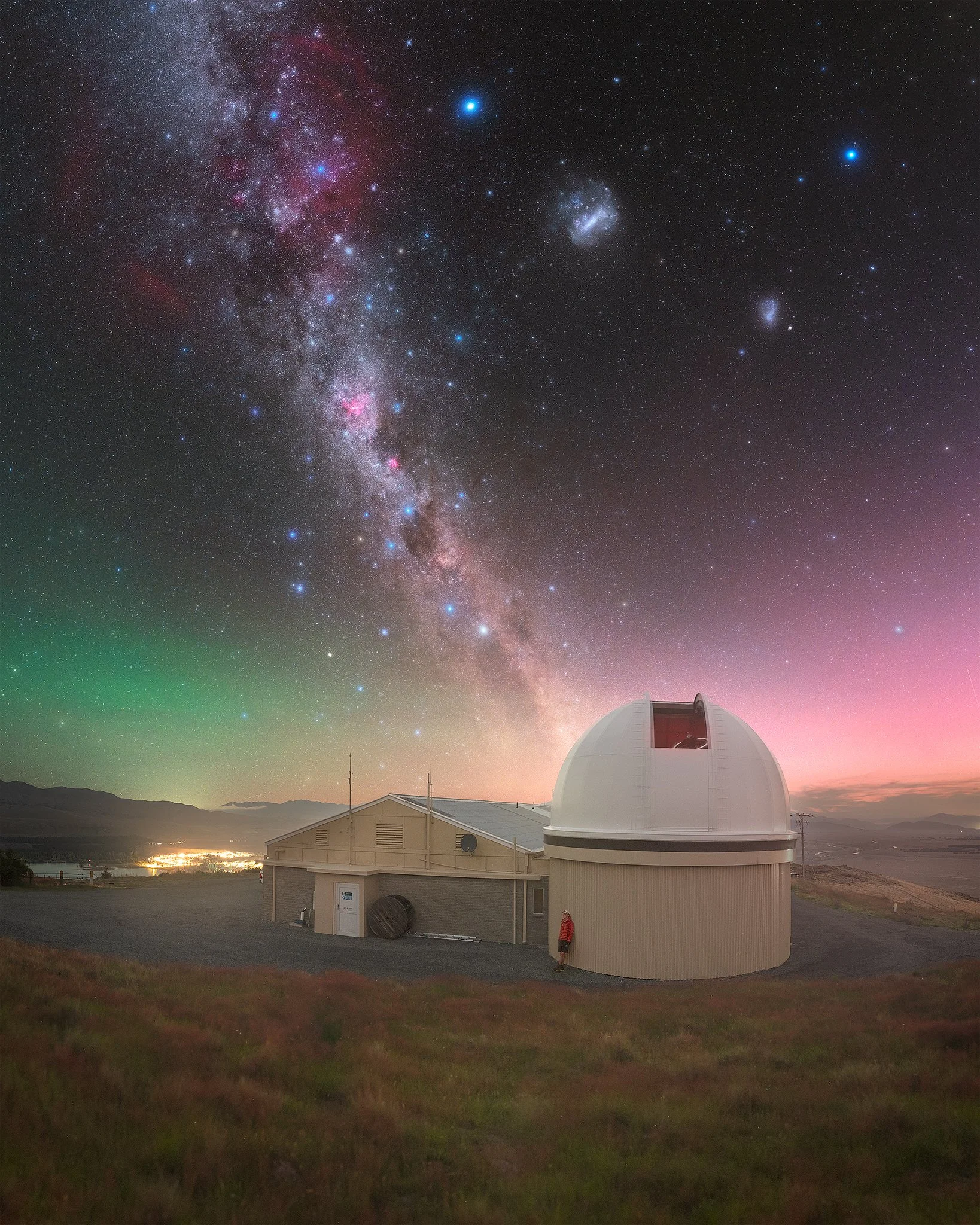 Telescope Man 2048px.jpg